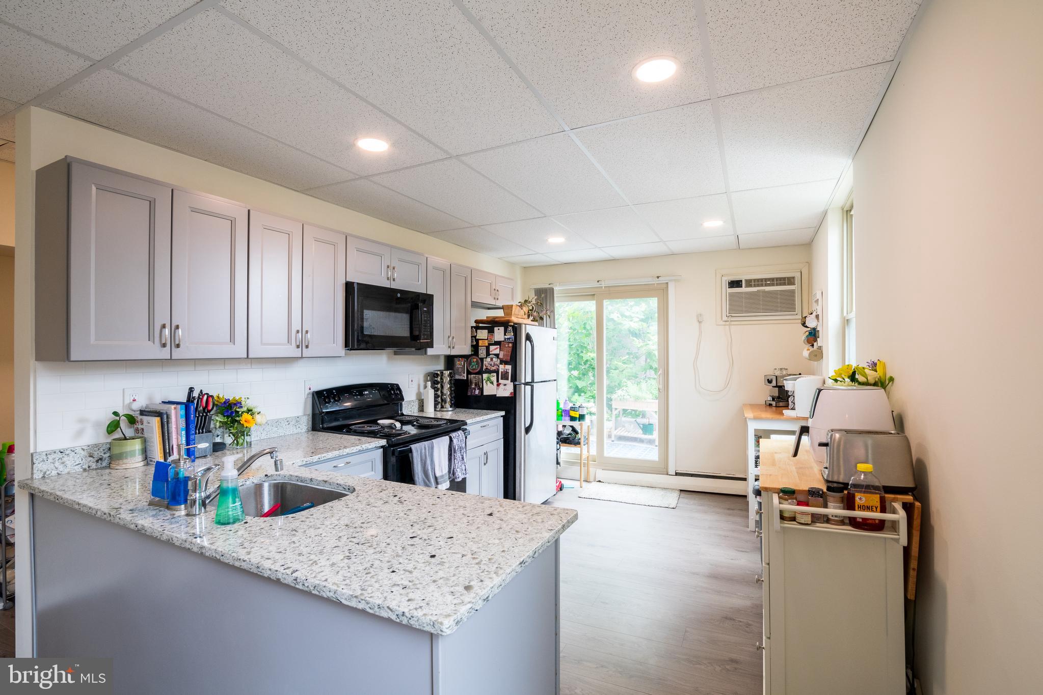 EAST PASSYUNK CROSSING - Residential Lease