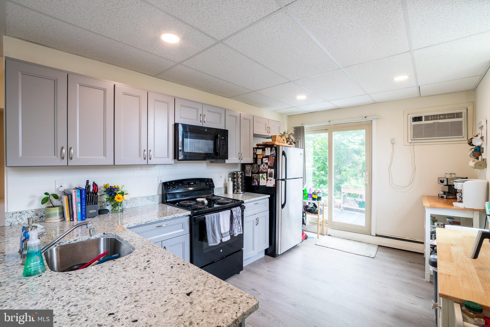 EAST PASSYUNK CROSSING - Residential Lease