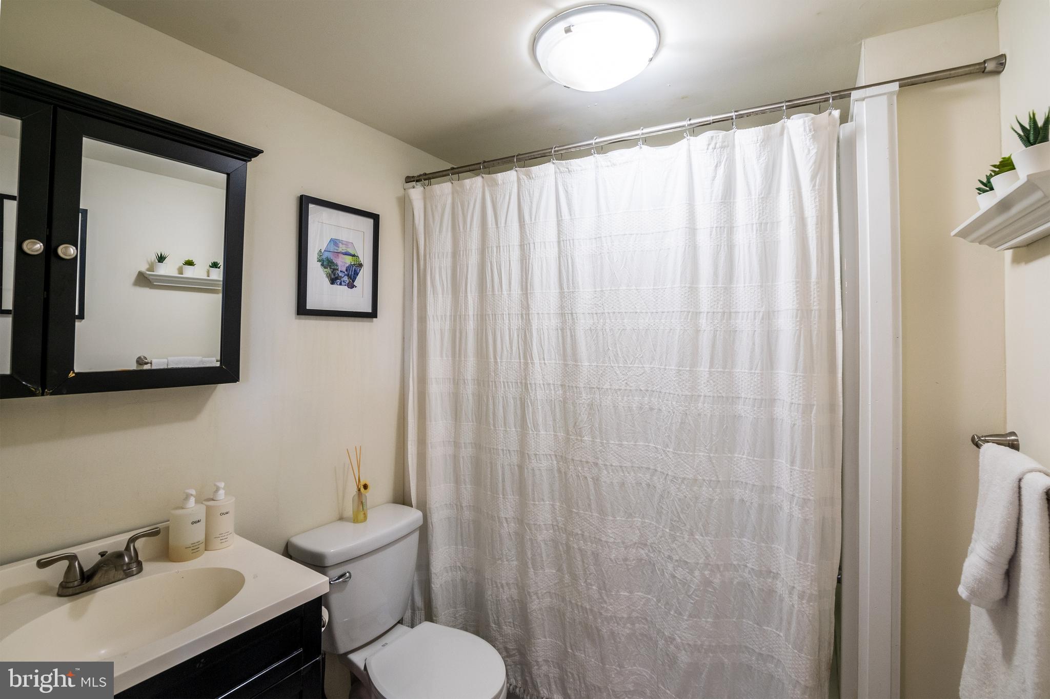 EAST PASSYUNK CROSSING - Residential Lease