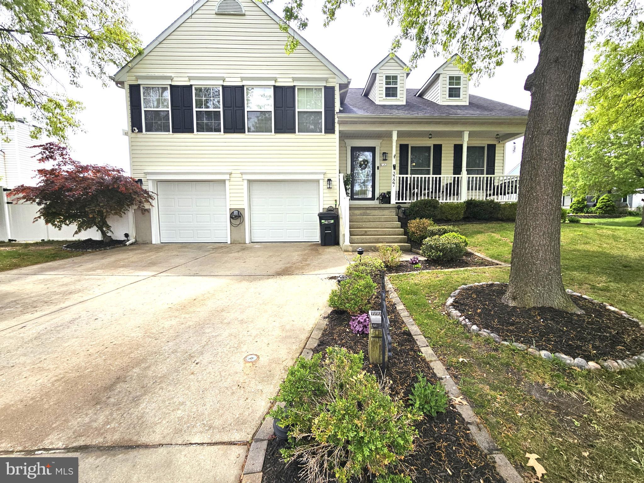 3727 SENECA GARDEN