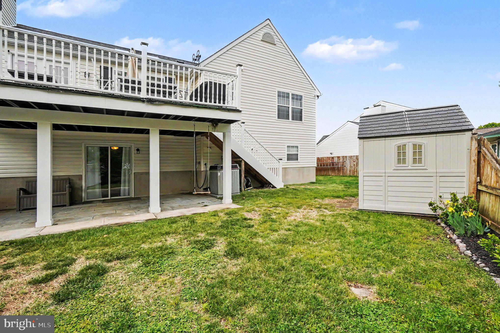 SENECA HARBOR - Residential