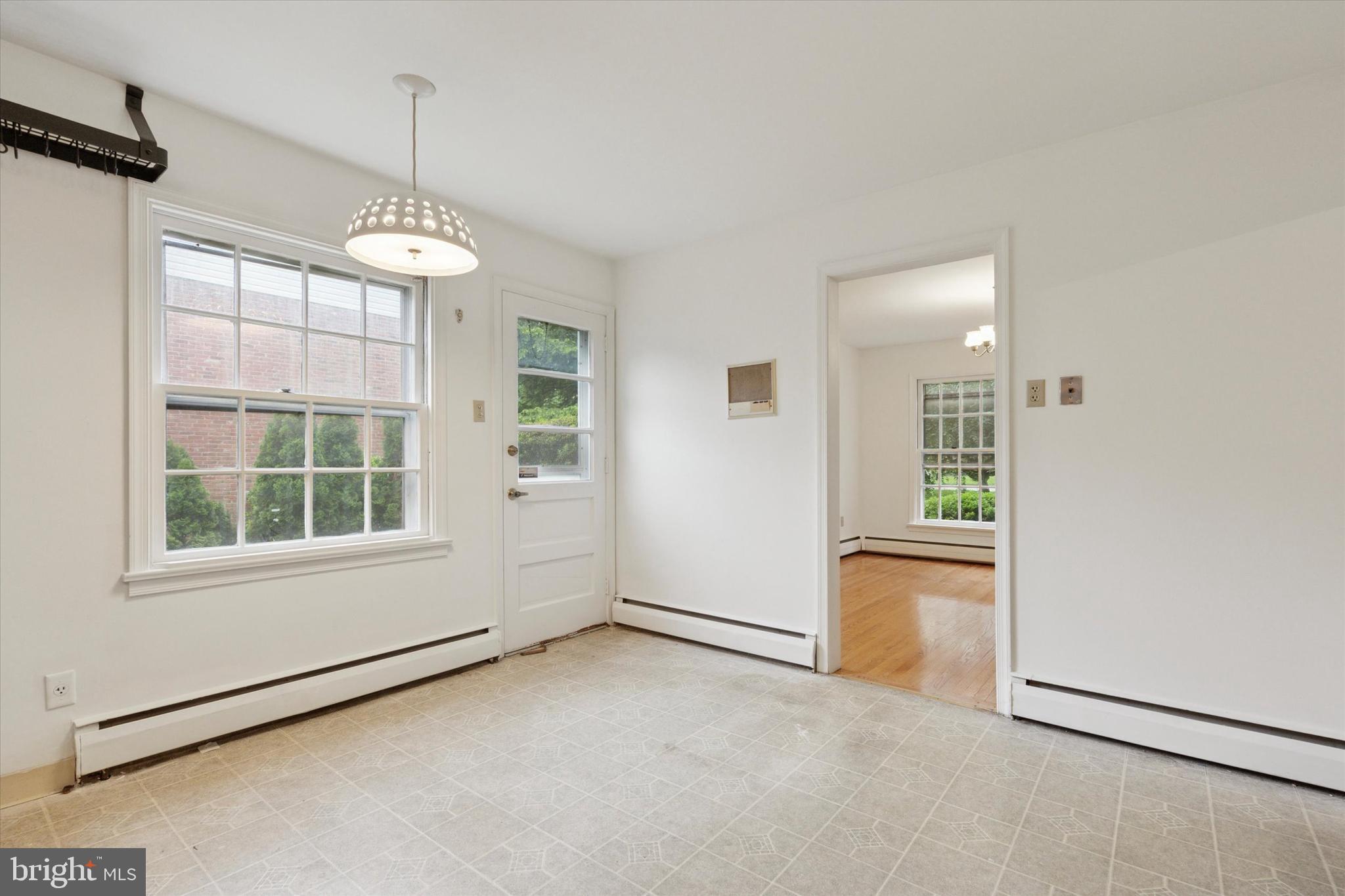 WYNNEWOOD - Residential