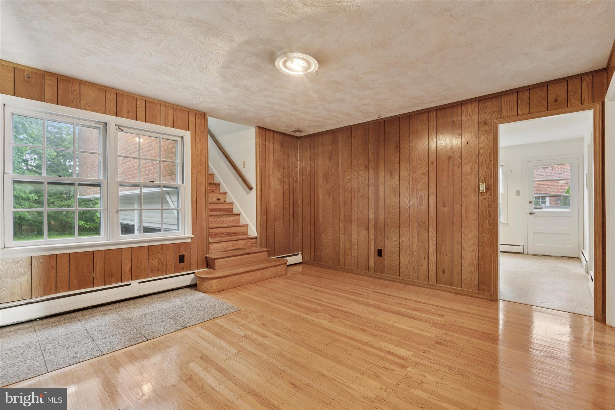 WYNNEWOOD - Residential