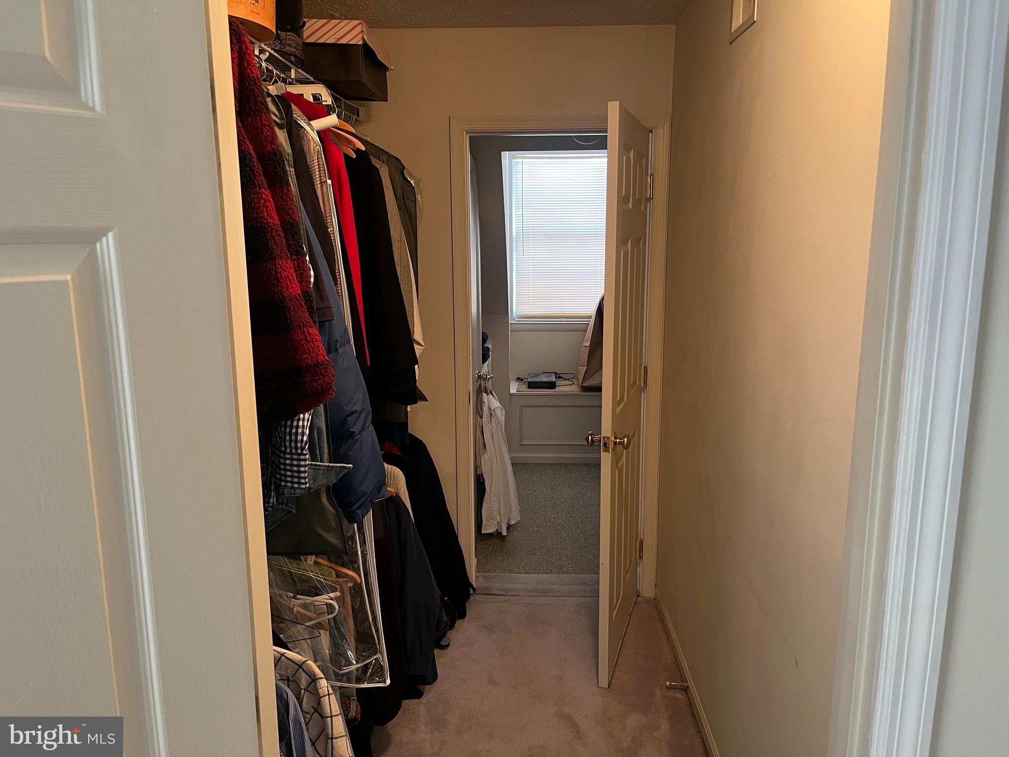 CROFTON WOODS - Residential