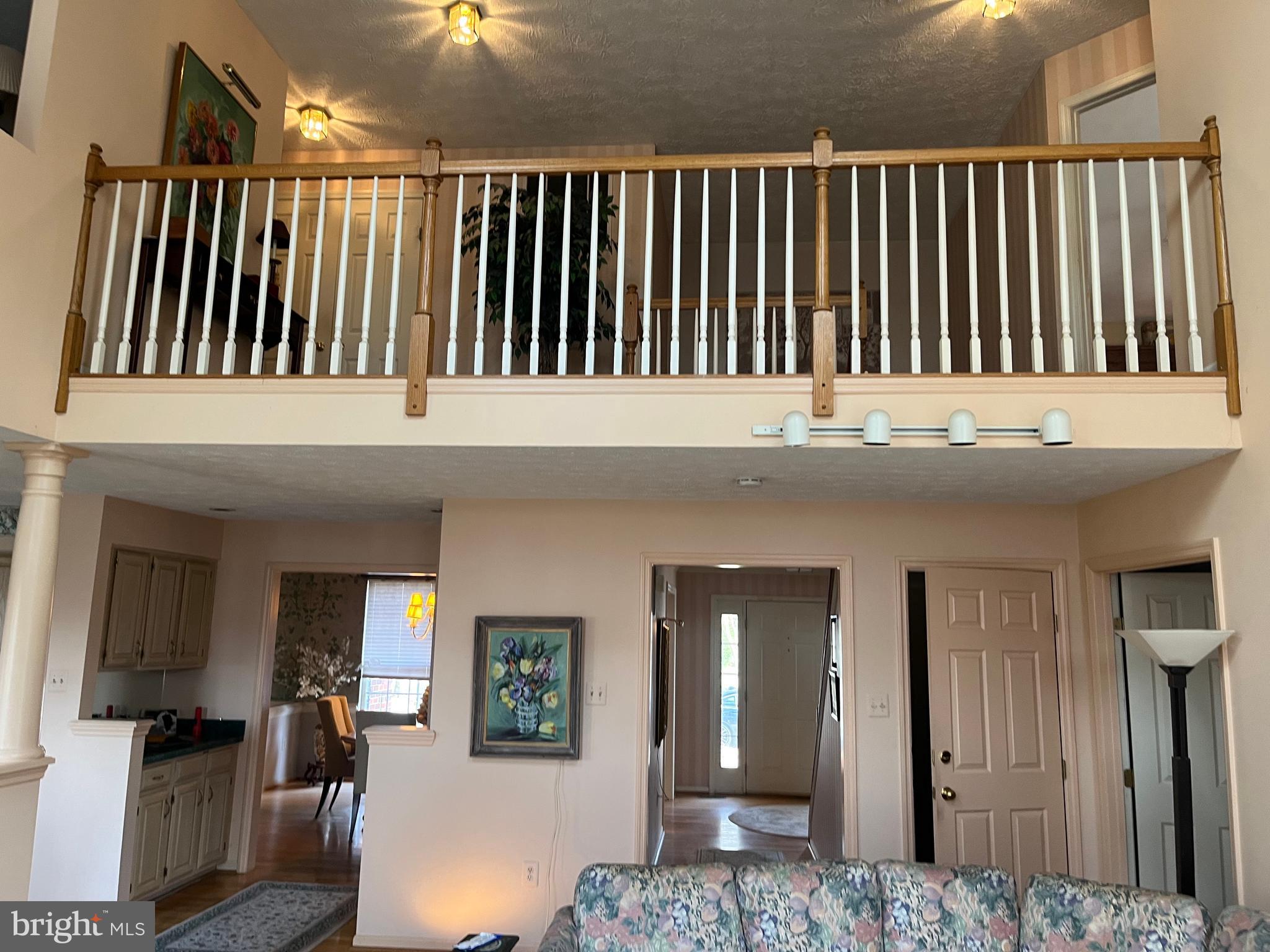 CROFTON WOODS - Residential