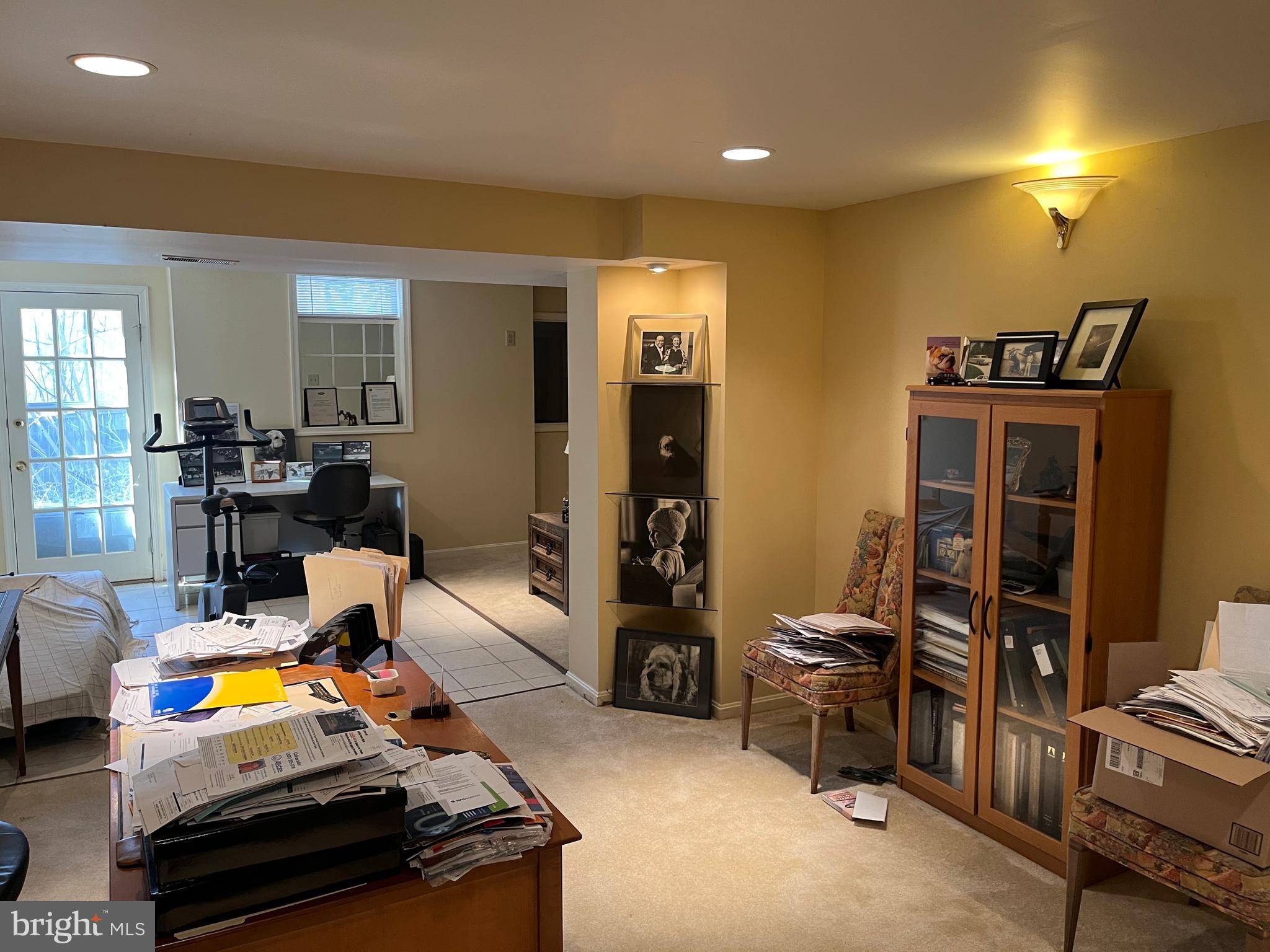 CROFTON WOODS - Residential