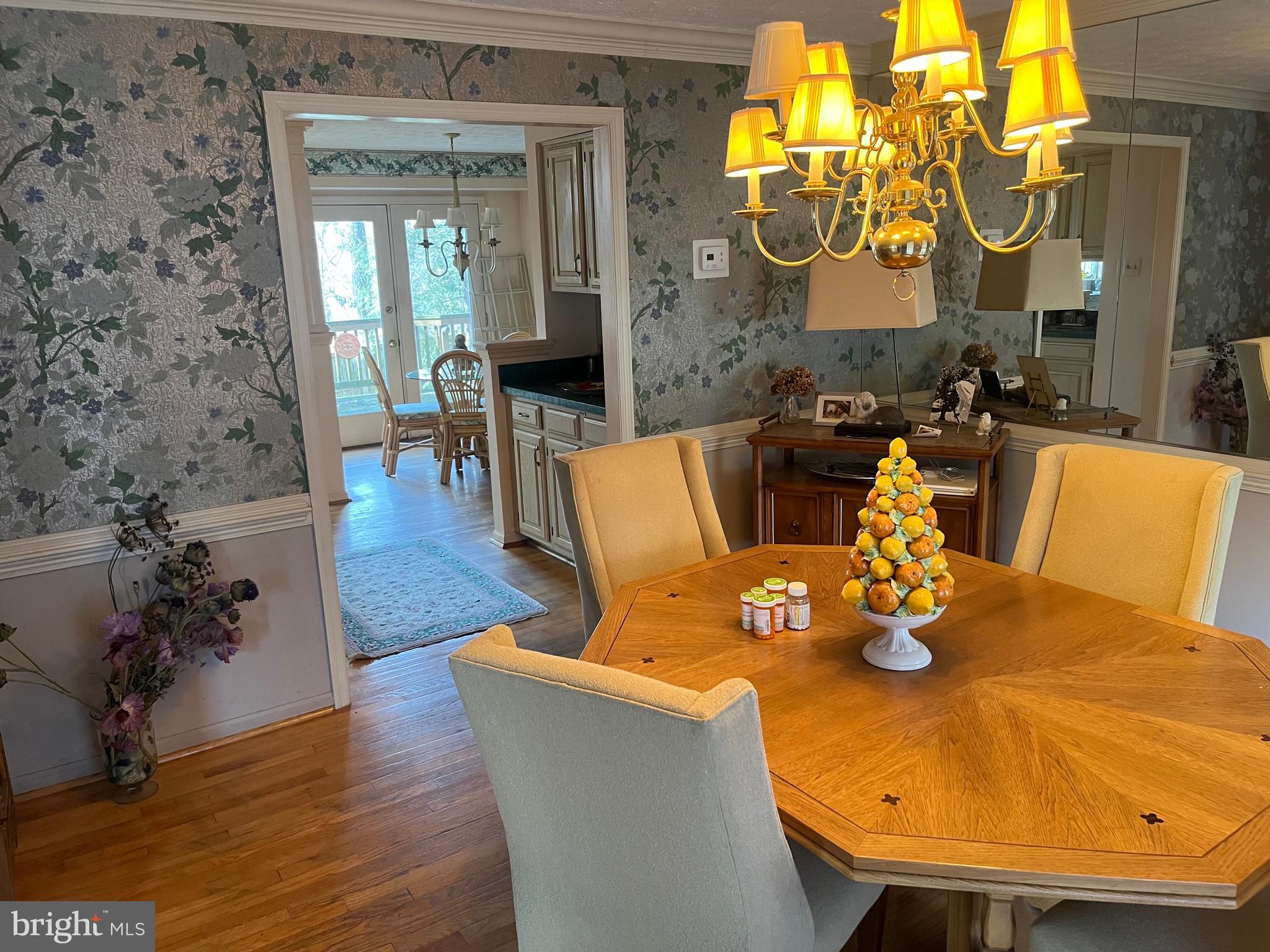 CROFTON WOODS - Residential