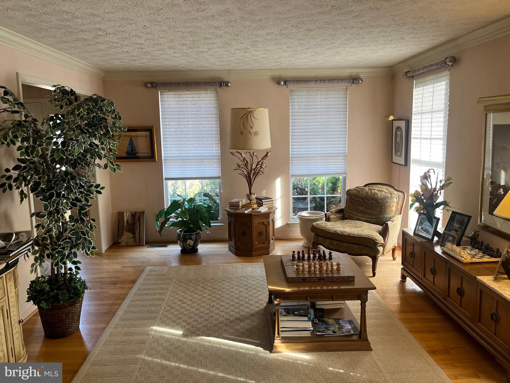 CROFTON WOODS - Residential