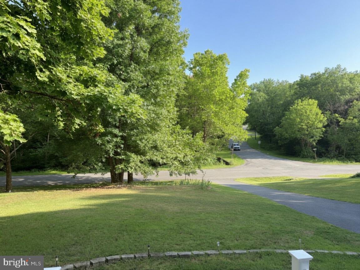 219 LAKESIDE DRIVE