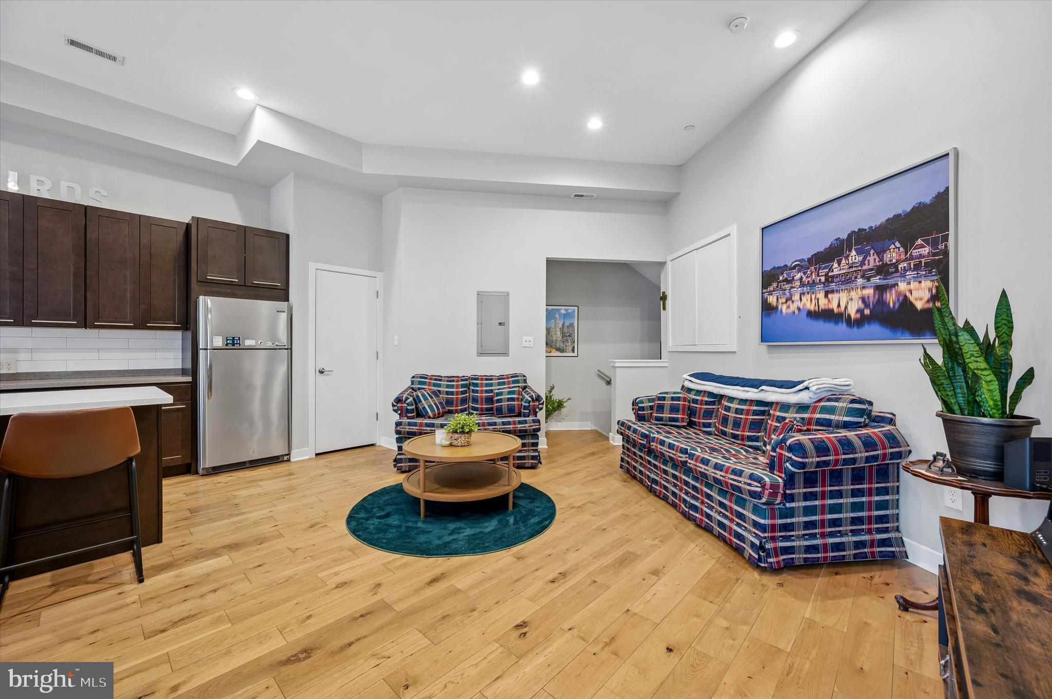 FRANCISVILLE - Residential