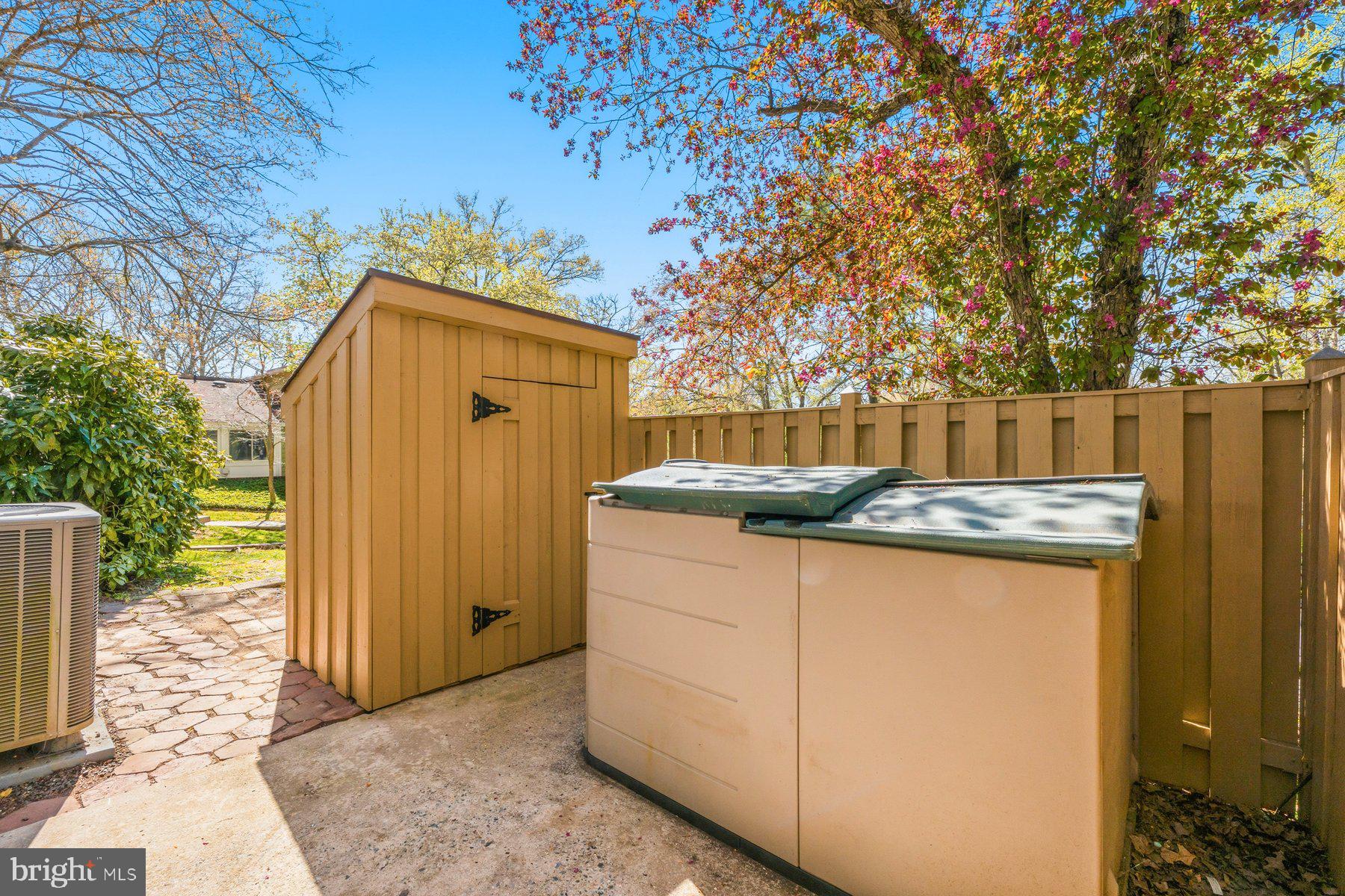 GERMANTOWN PARK - Residential