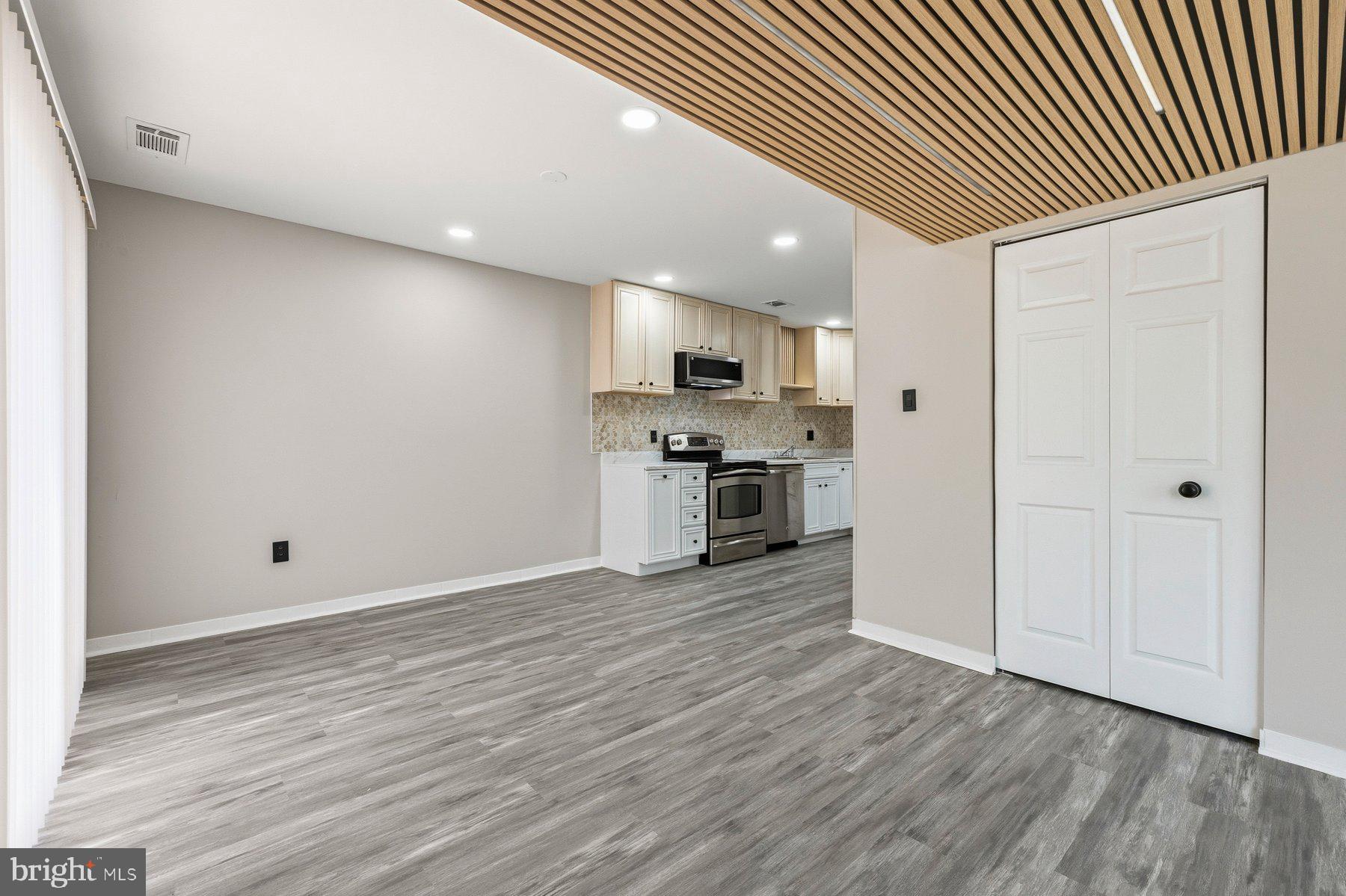 GERMANTOWN PARK - Residential