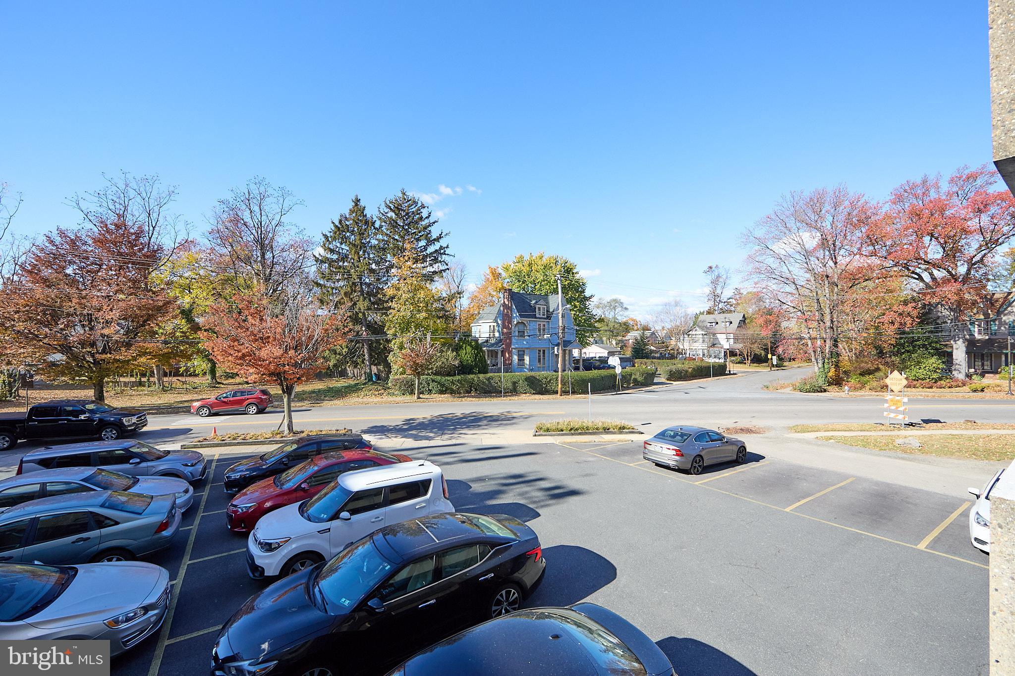 PARKER CONDO - Residential