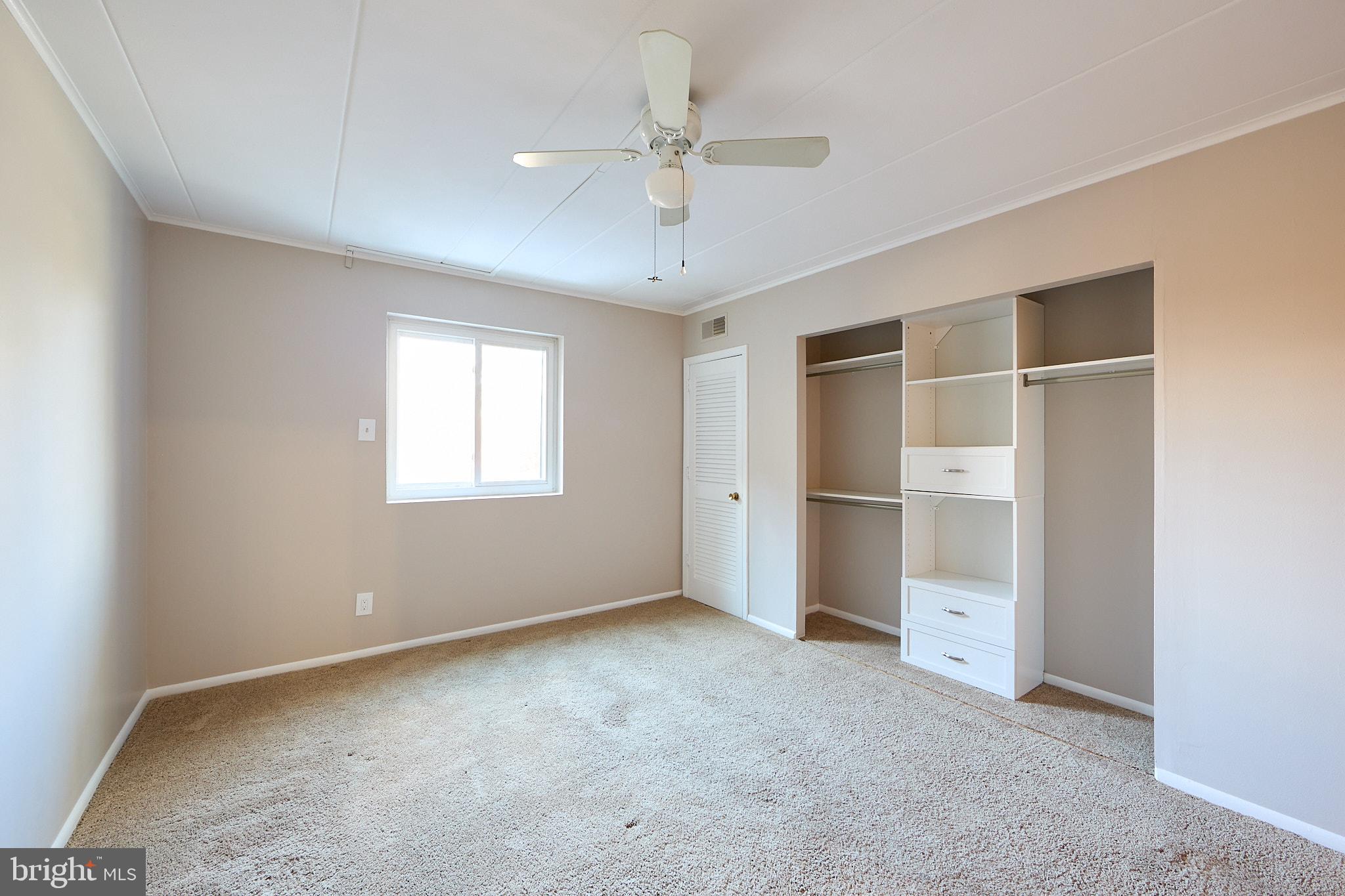 PARKER CONDO - Residential