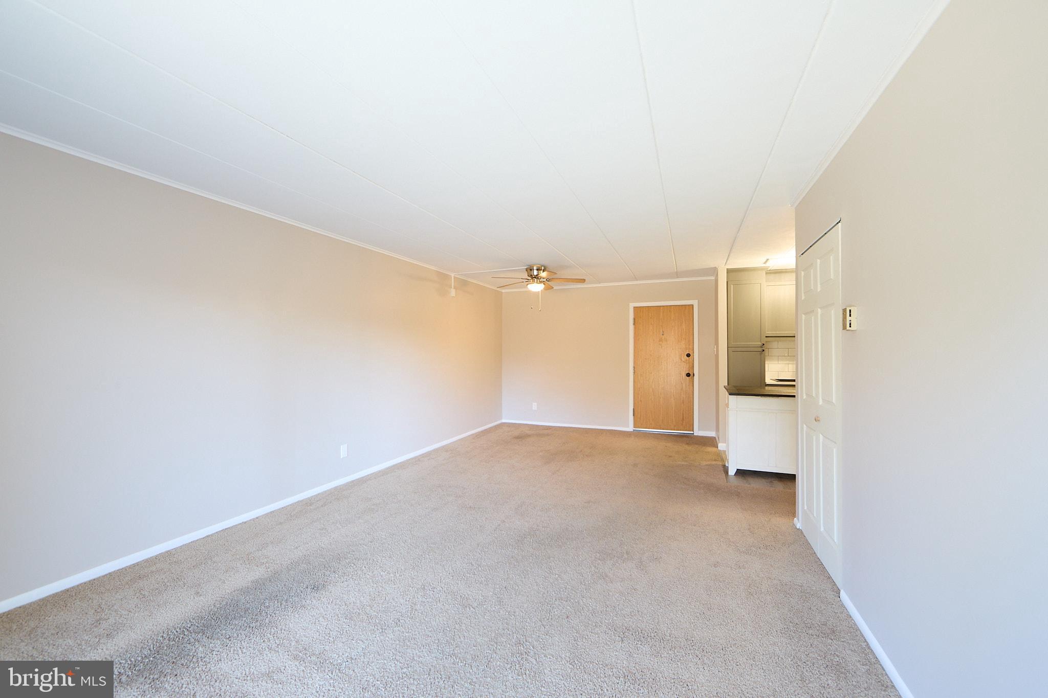 PARKER CONDO - Residential