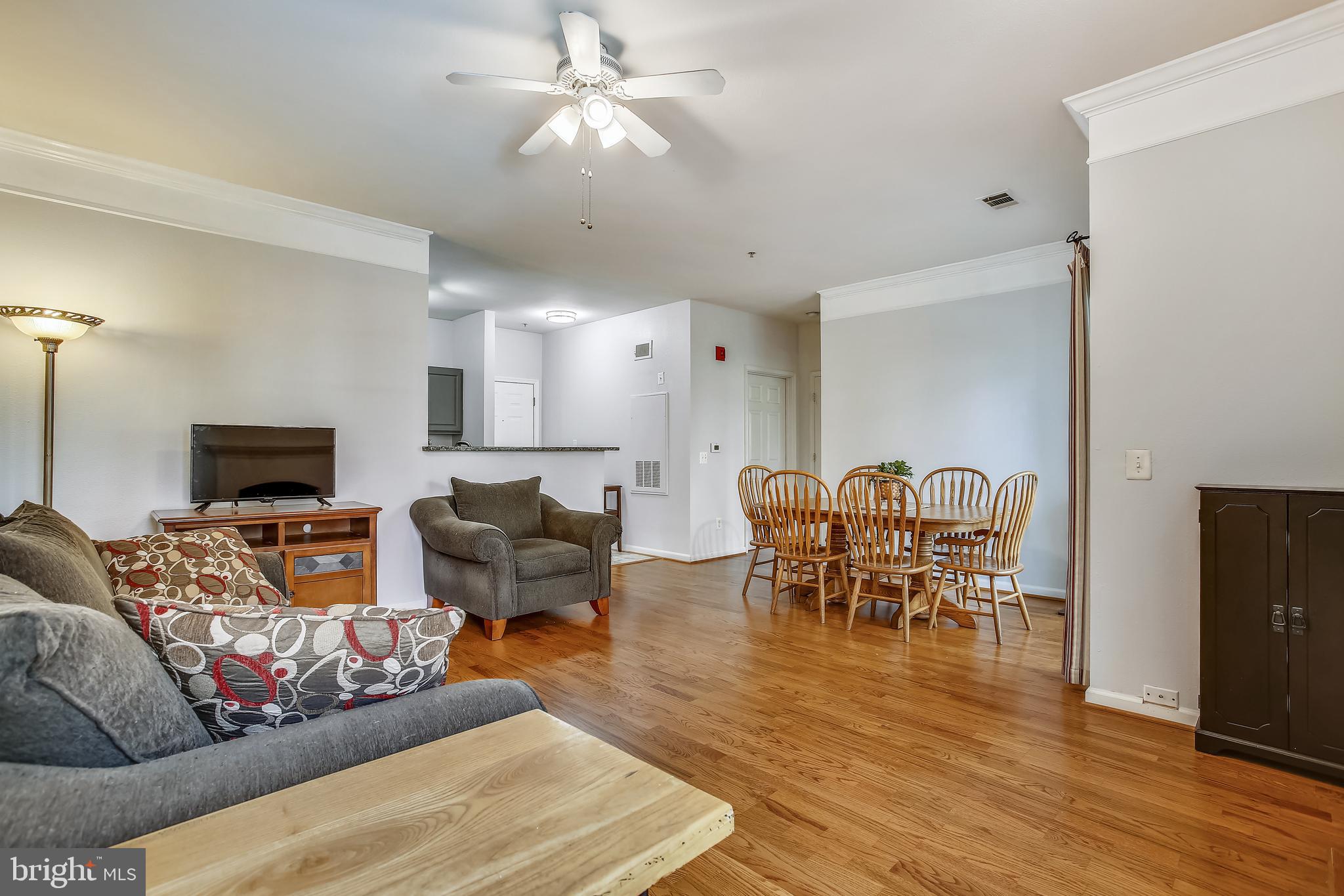 GATES OF MCLEAN - Residential