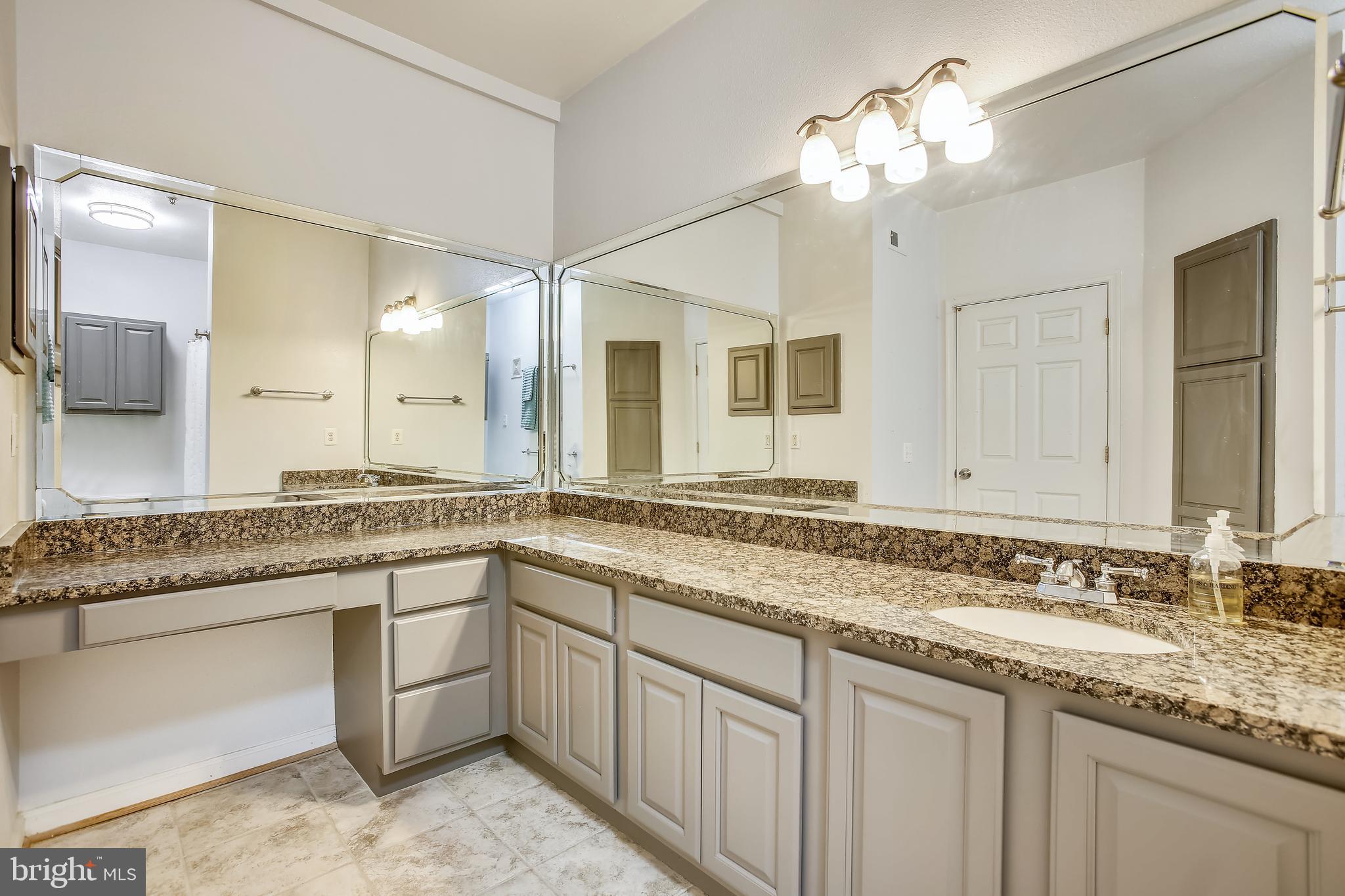 GATES OF MCLEAN - Residential