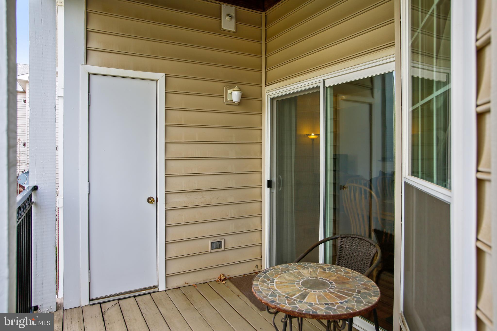 GATES OF MCLEAN - Residential