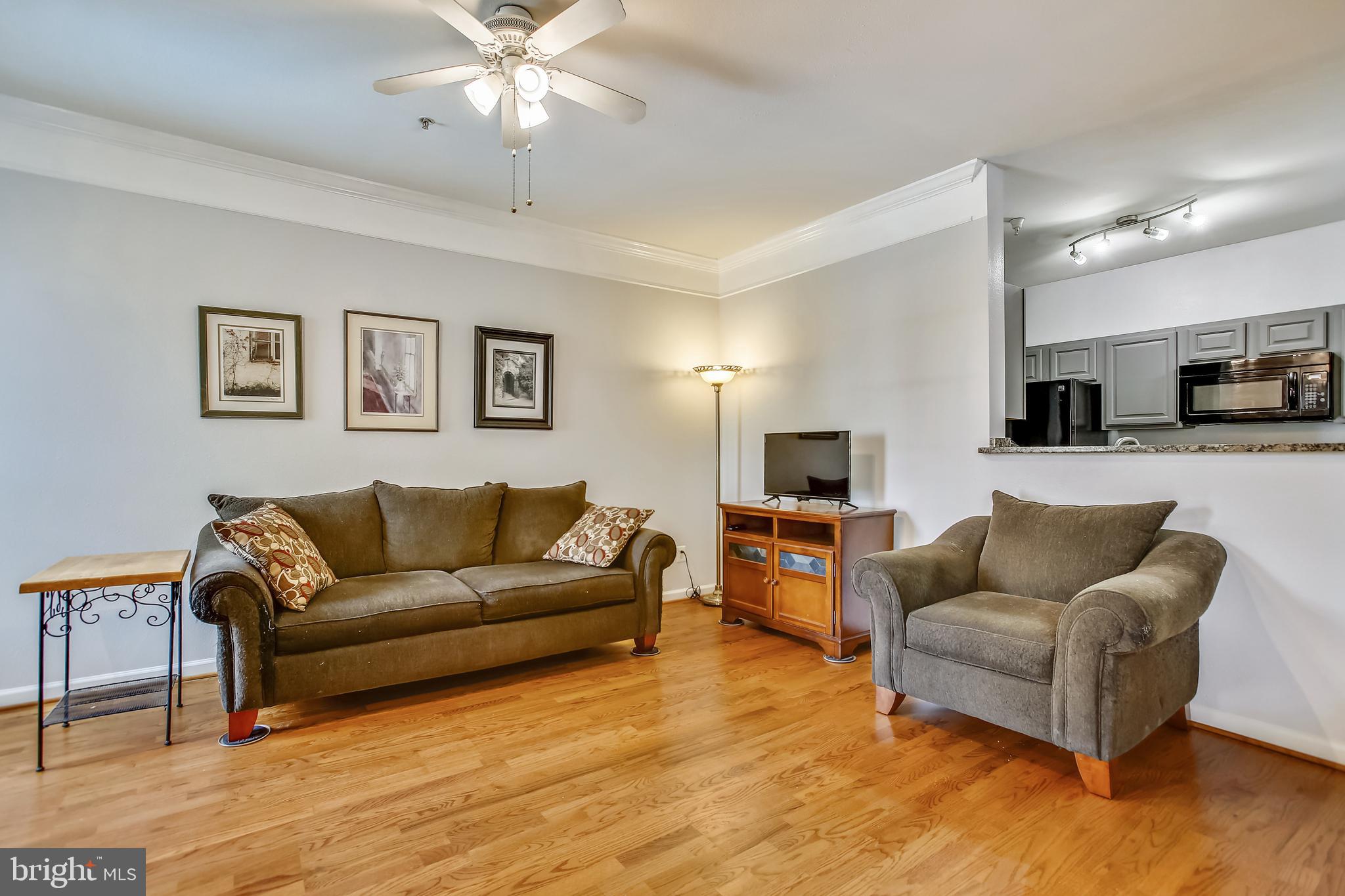 GATES OF MCLEAN - Residential