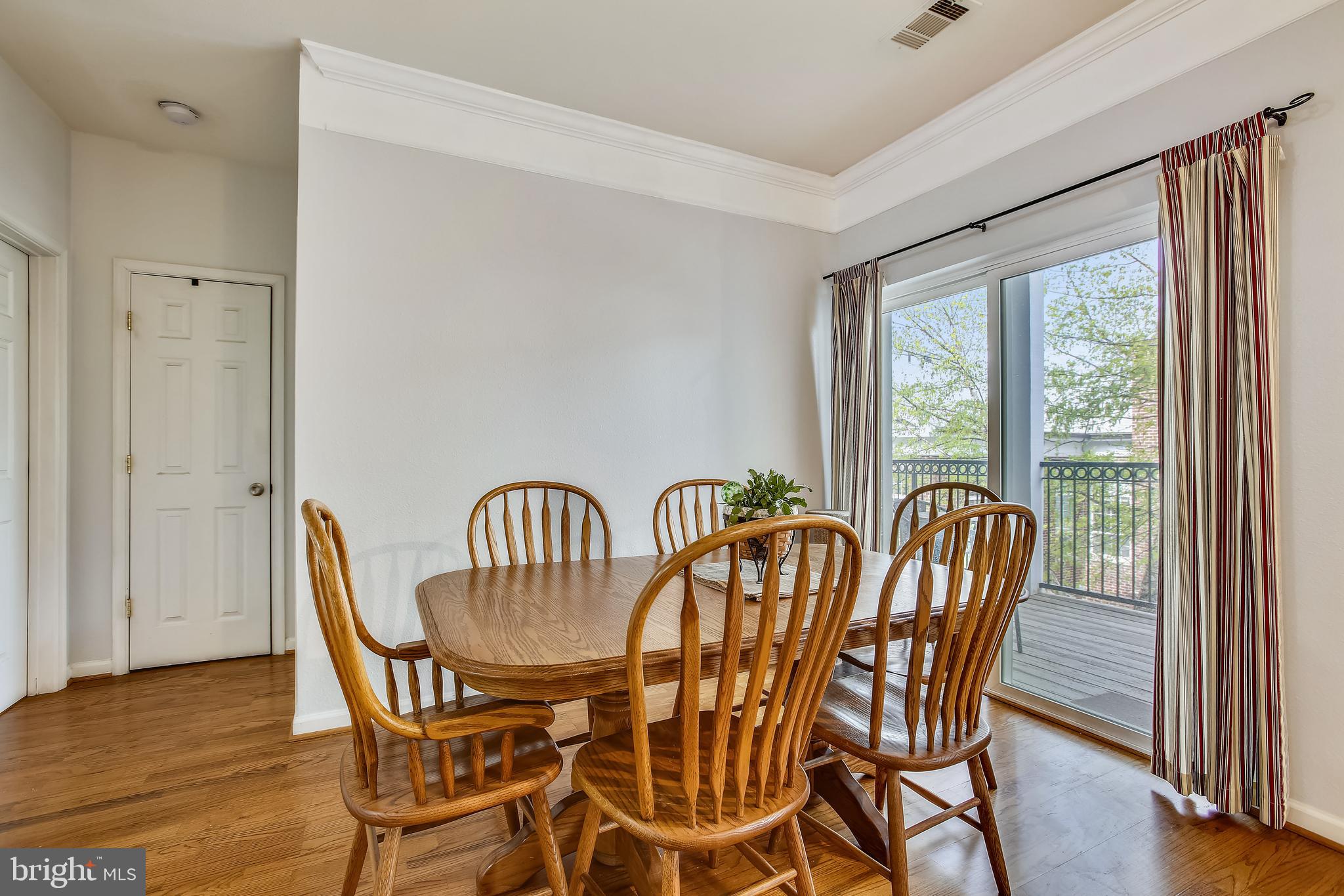 GATES OF MCLEAN - Residential