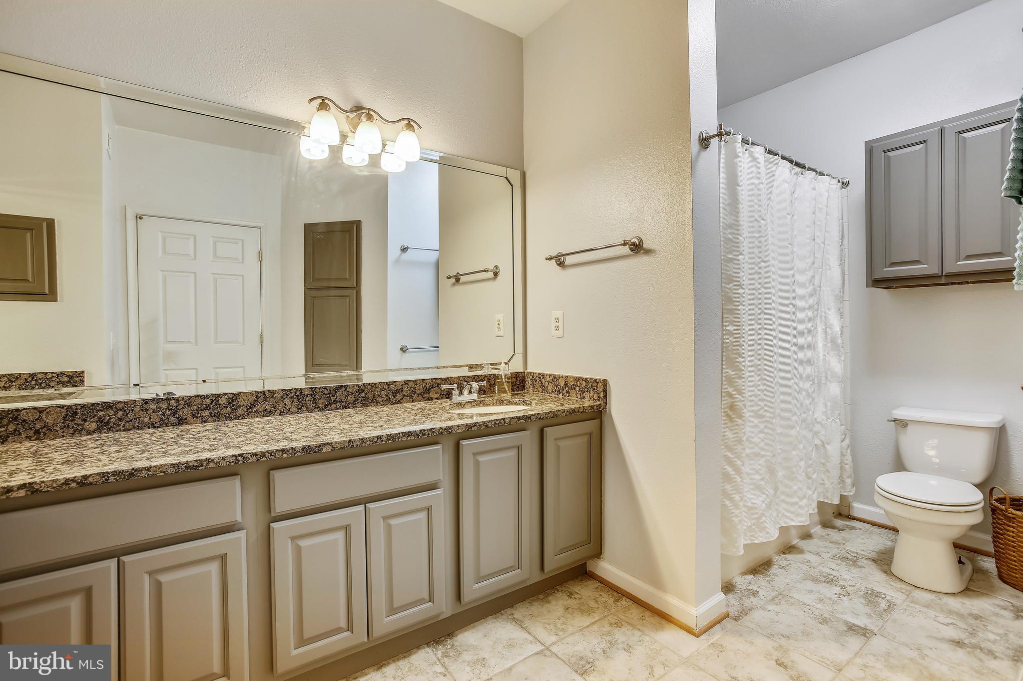 GATES OF MCLEAN - Residential