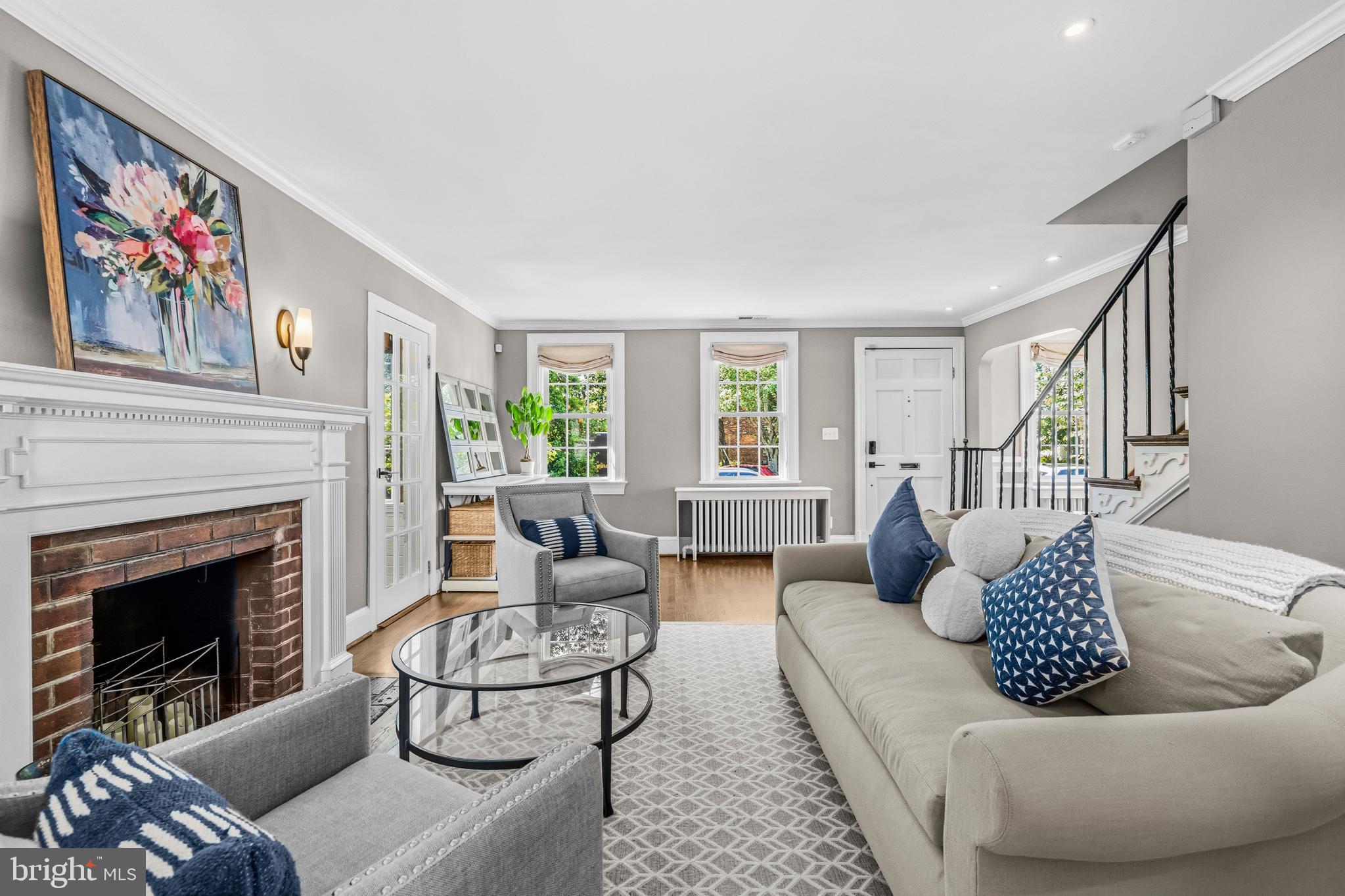 1 W MASON AVENUE