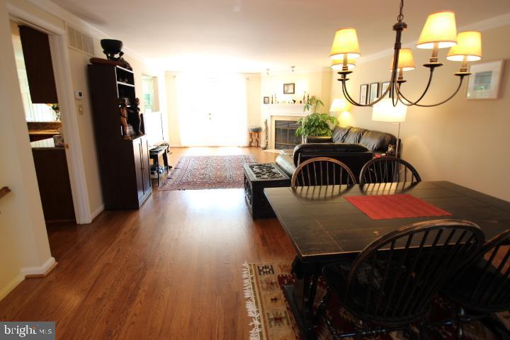 RESTON - Residential Lease