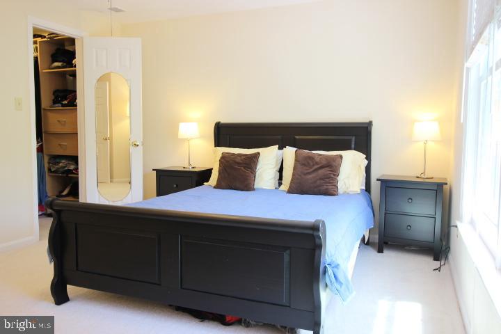 RESTON - Residential Lease