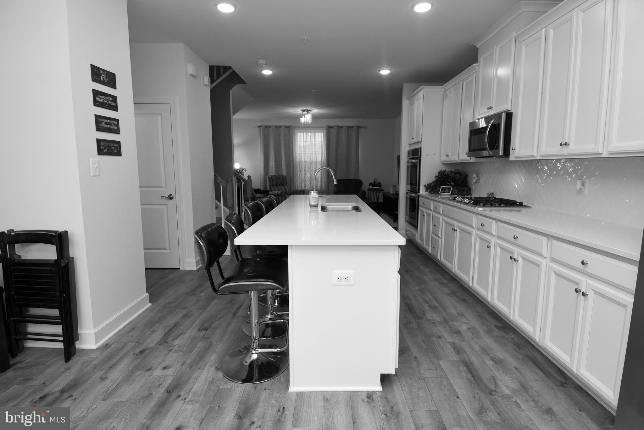 HAMILTON PARK - Residential