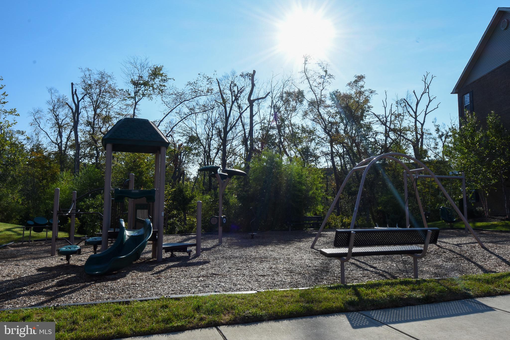 HAMILTON PARK - Residential