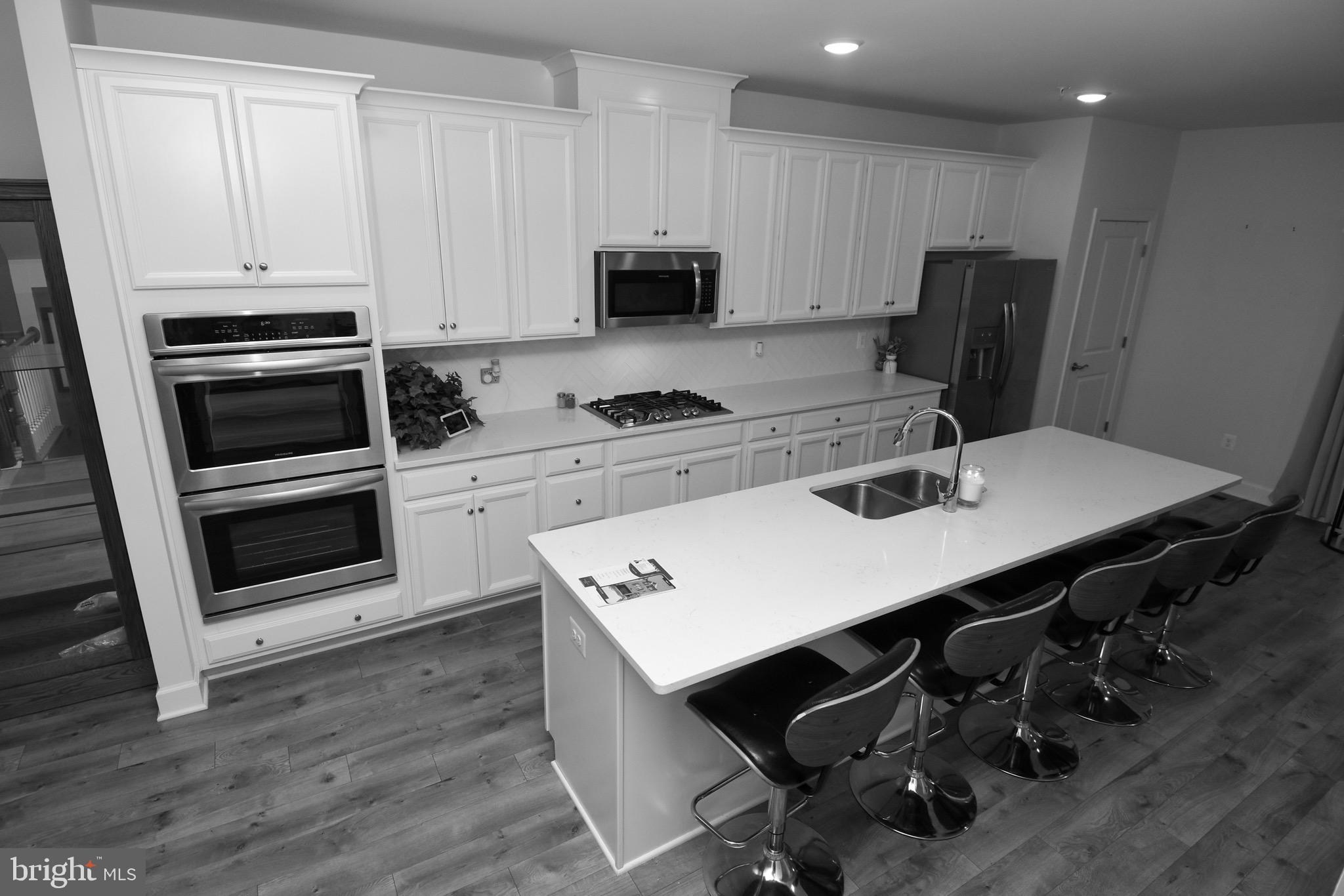 HAMILTON PARK - Residential