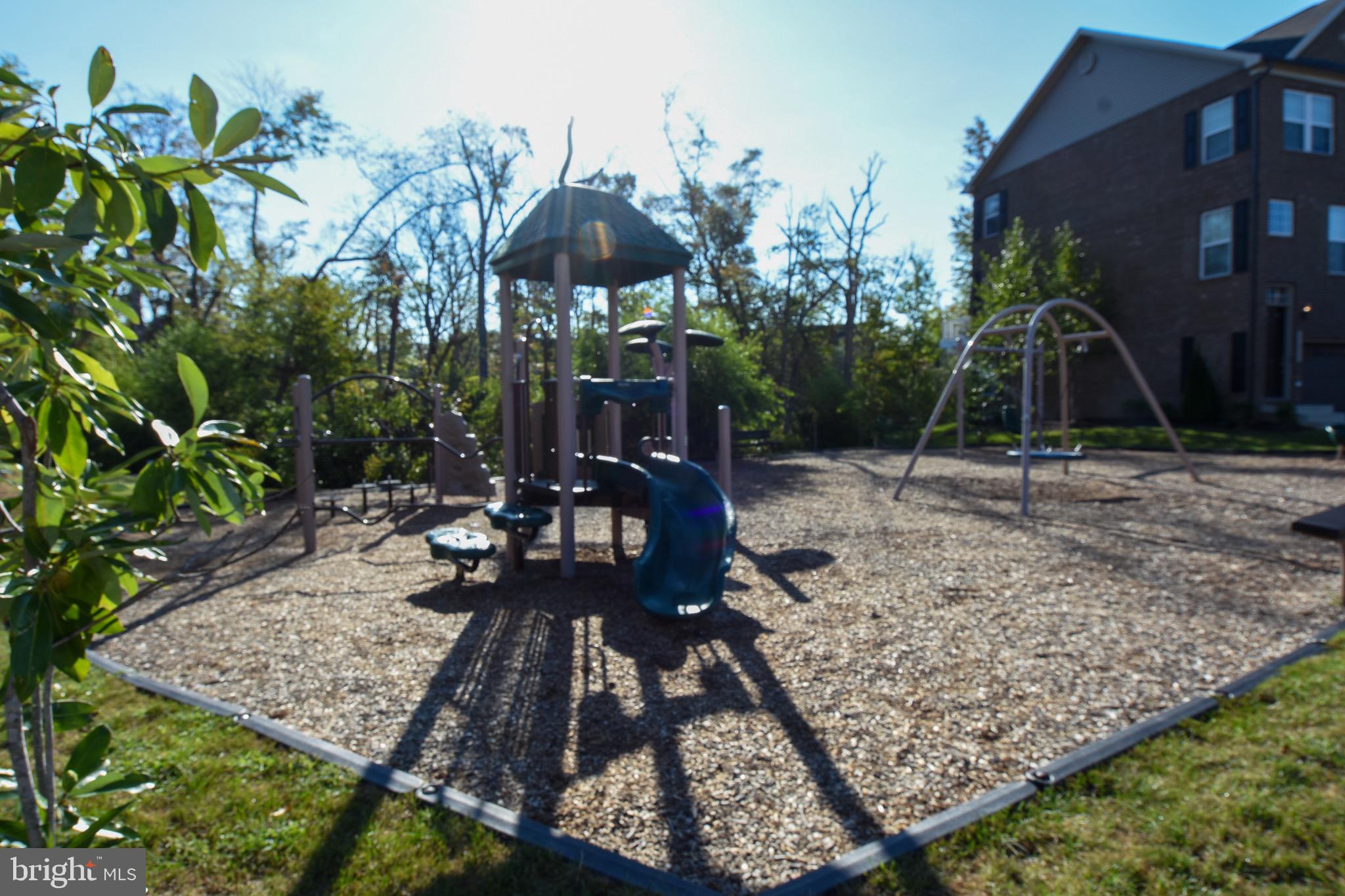 HAMILTON PARK - Residential