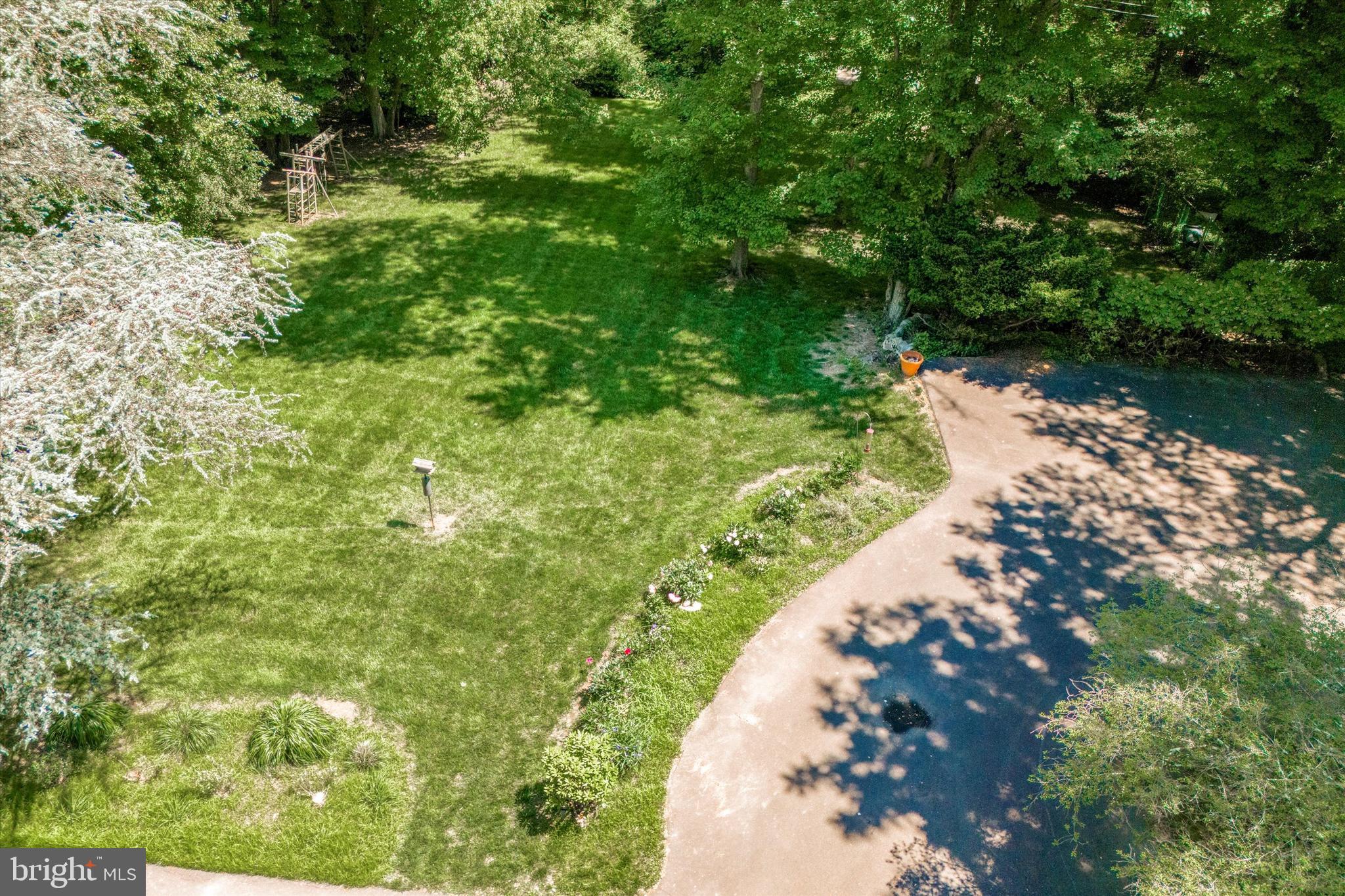 MEADOWBROOK - Residential