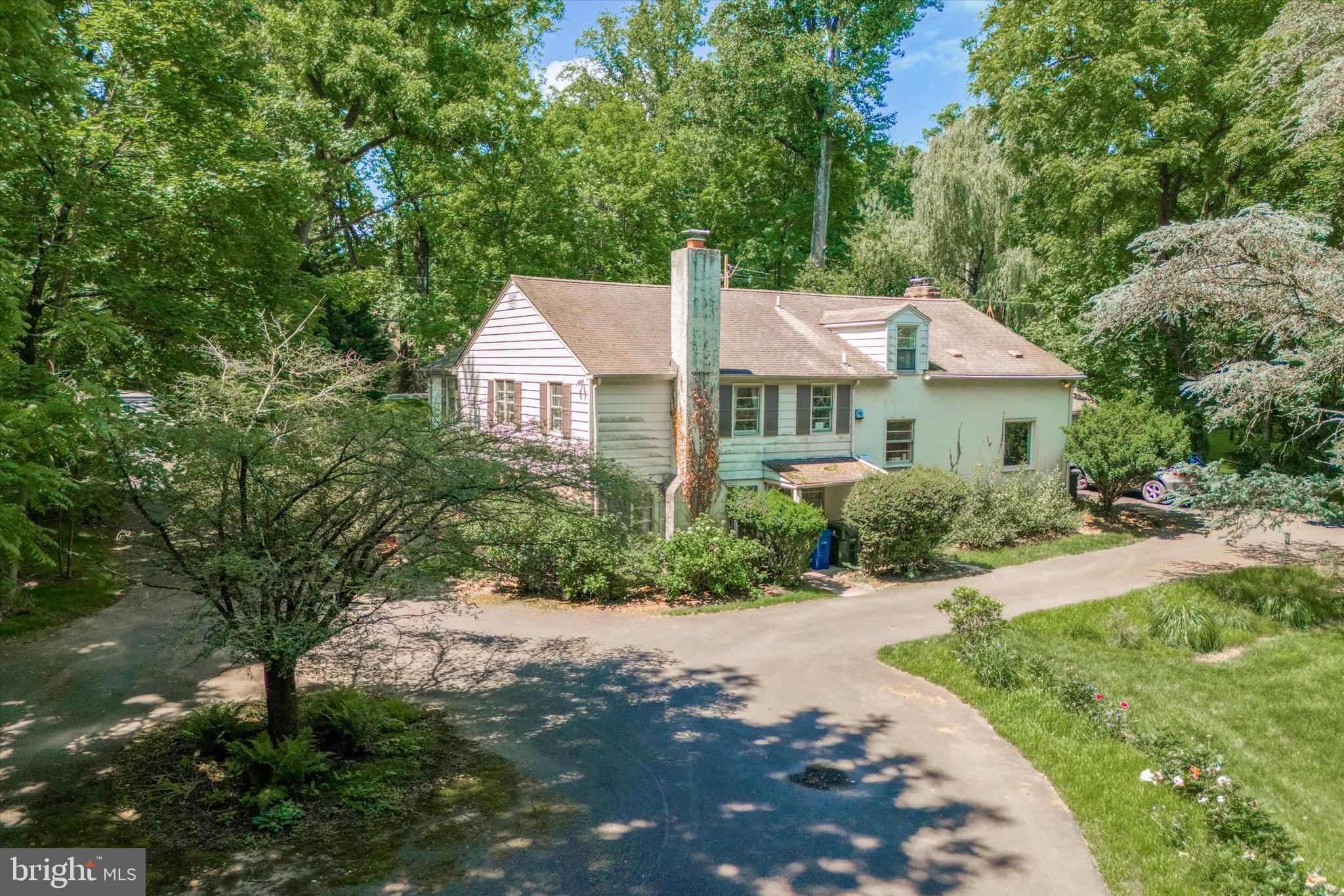 MEADOWBROOK - Residential