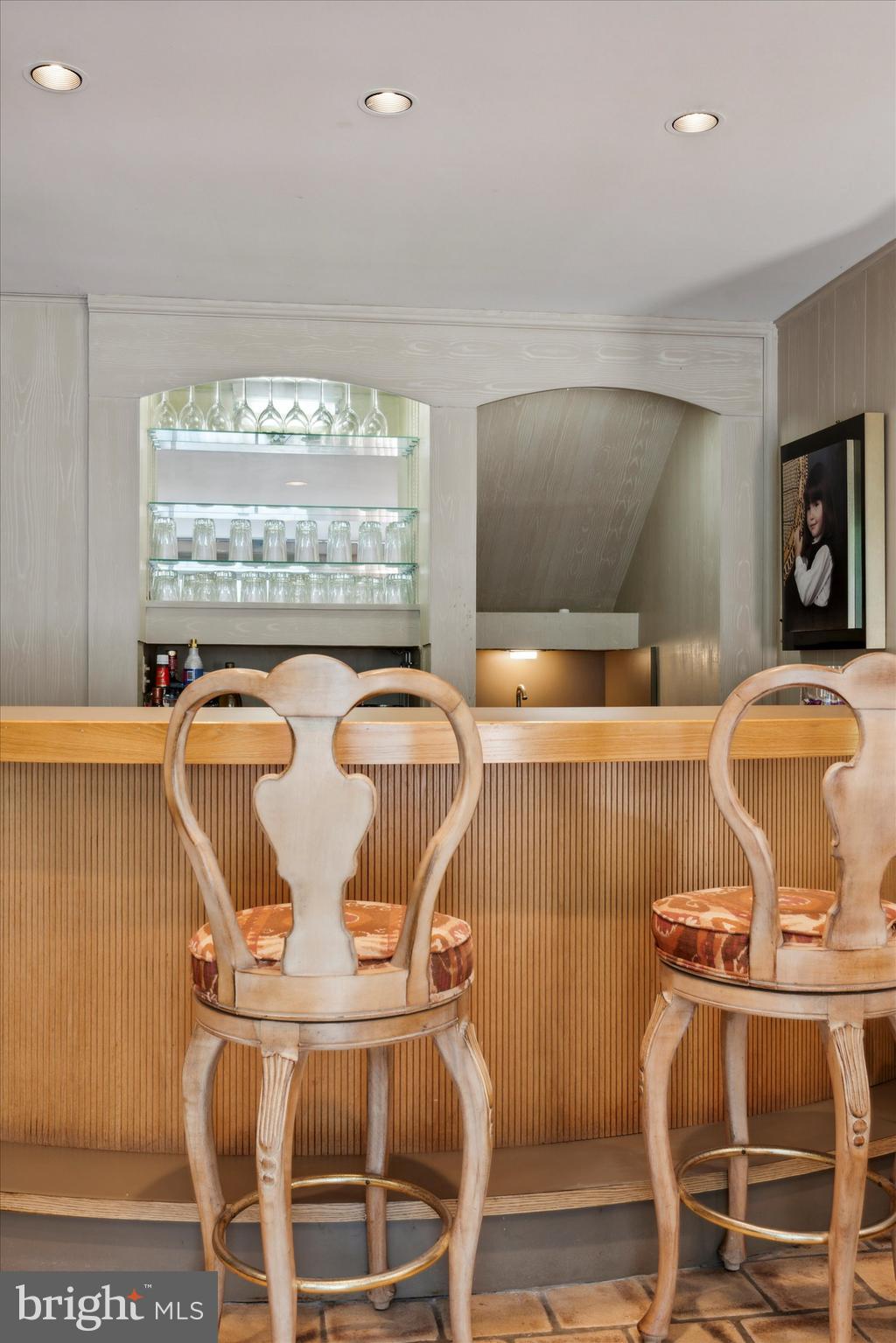 MEADOWBROOK - Residential