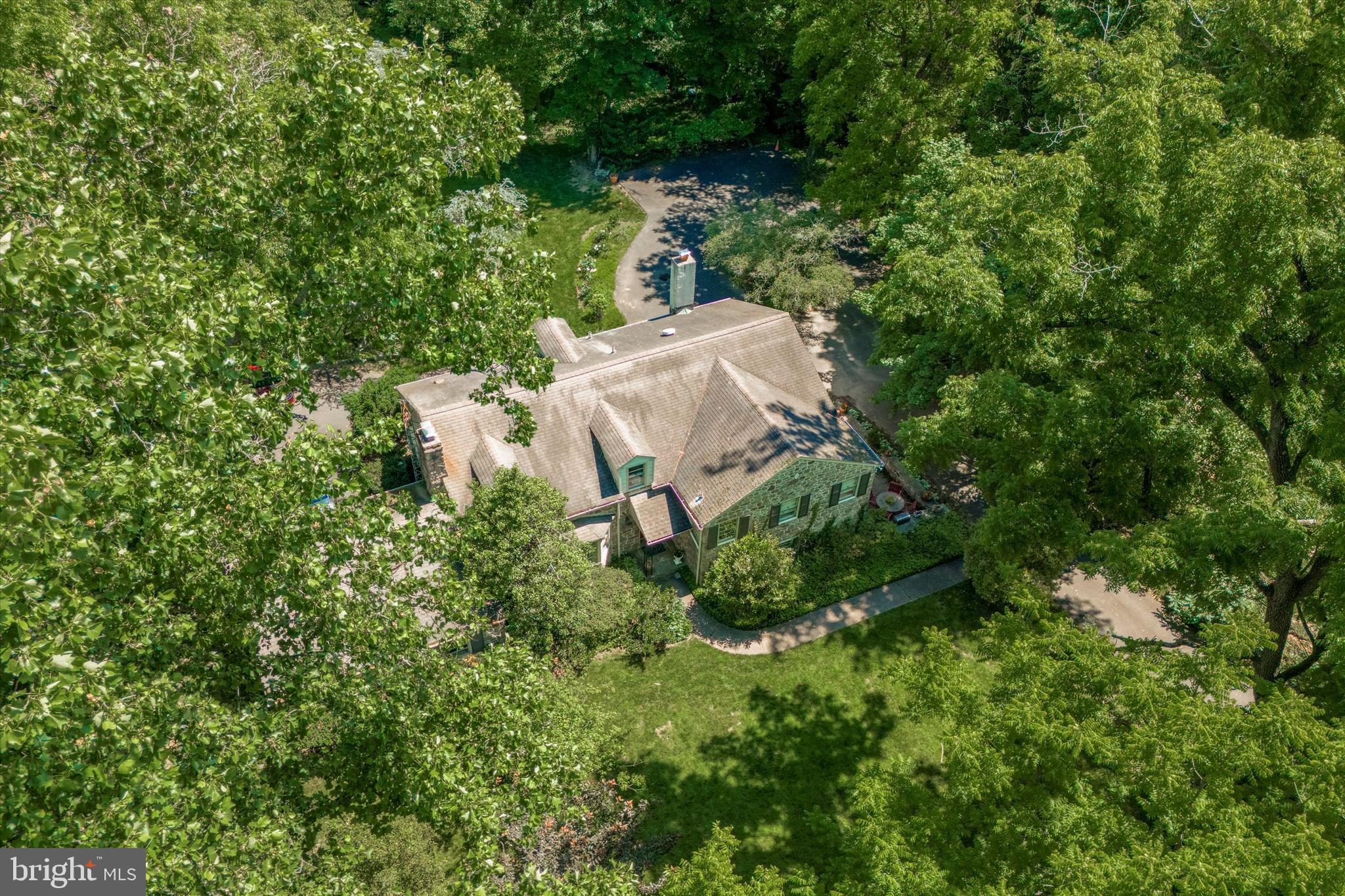 MEADOWBROOK - Residential