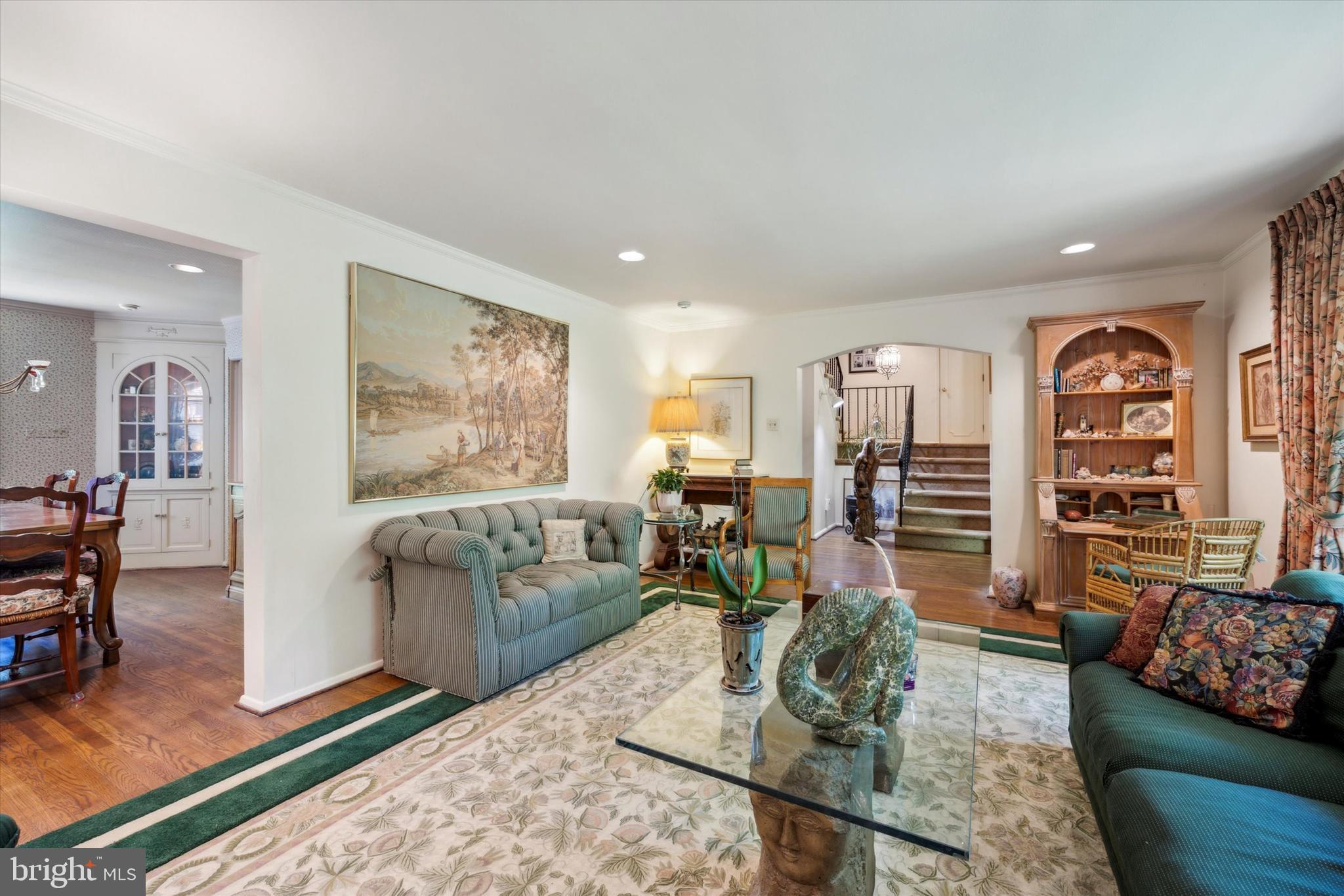 MEADOWBROOK - Residential