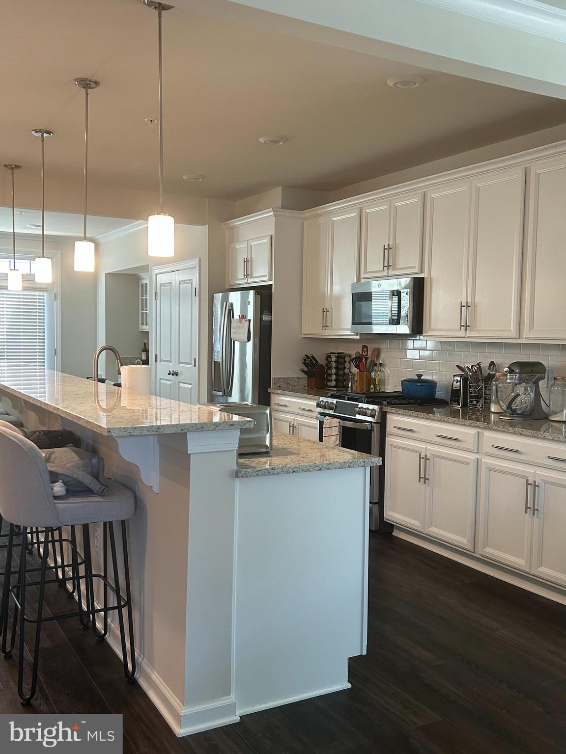 WESTVIEW SOUTH - Residential