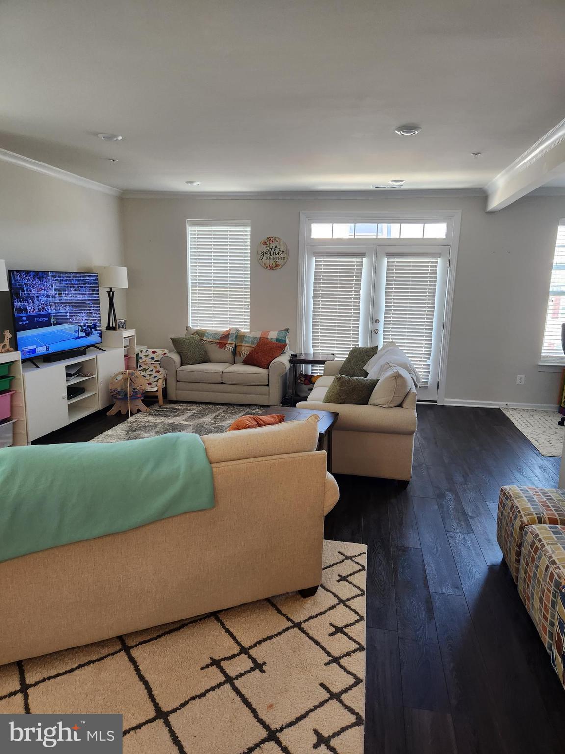 WESTVIEW SOUTH - Residential