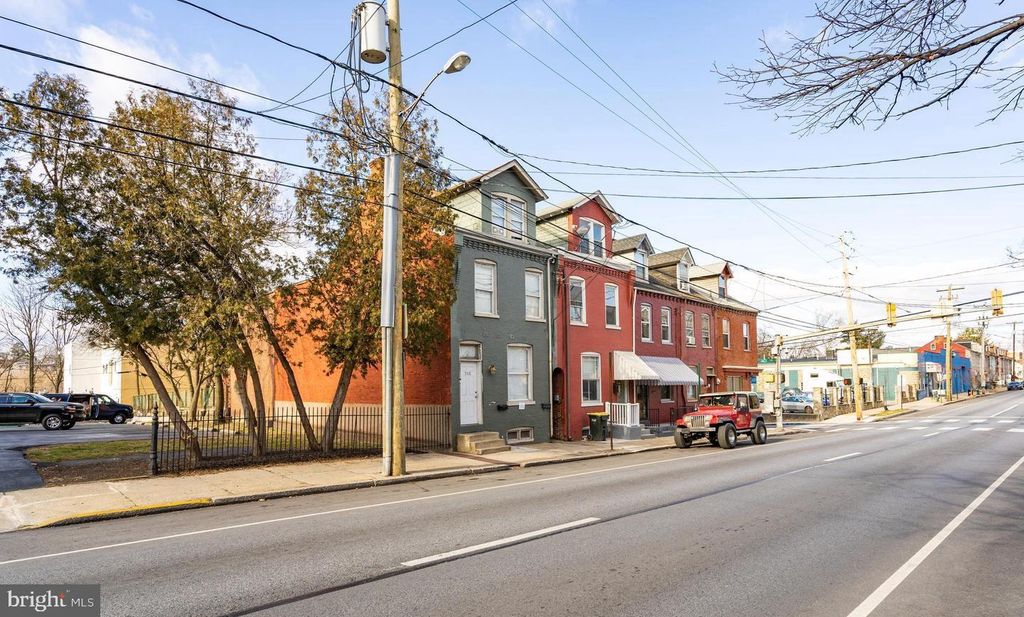 Photo of 508 S Prince Street, LANCASTER, PA 17603 (MLS # PALA2059486)