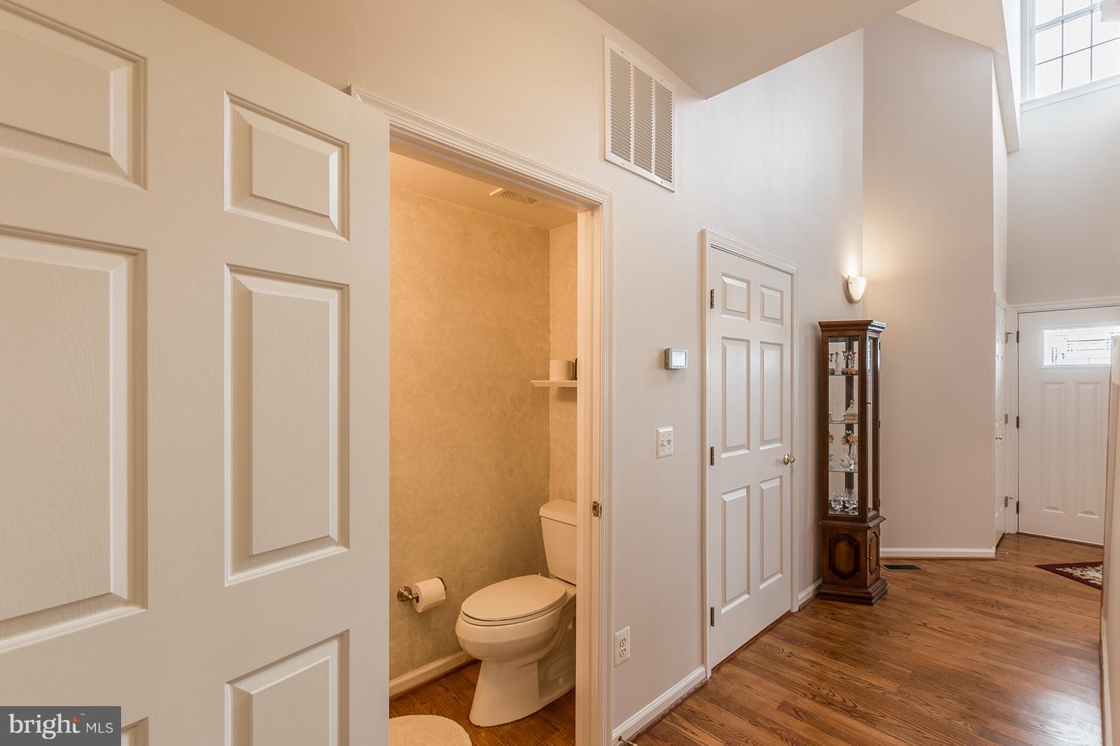 ASHBURN VILLAGE - Residential