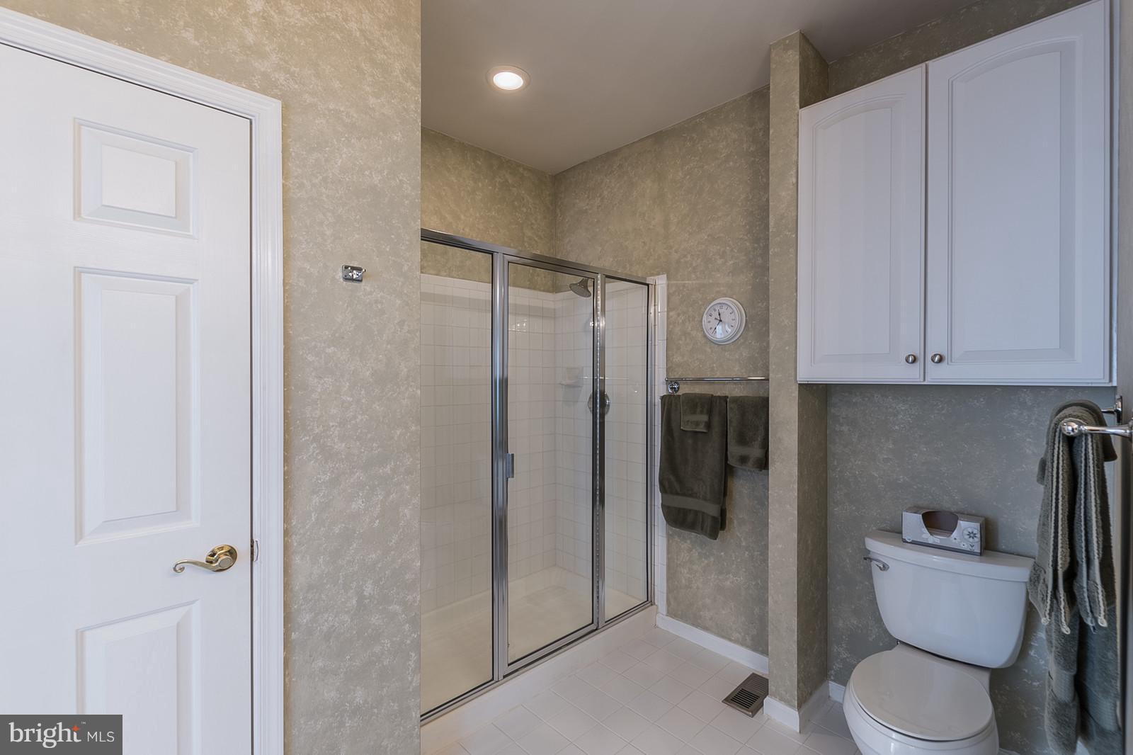 ASHBURN VILLAGE - Residential