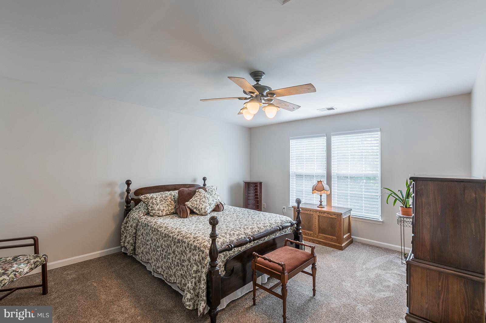 ASHBURN VILLAGE - Residential