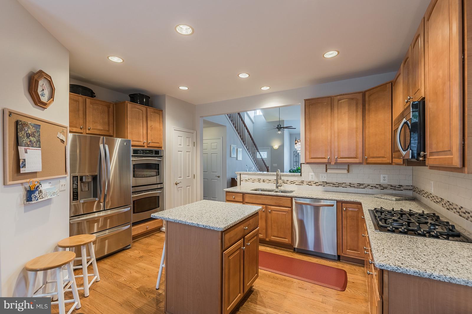 ASHBURN VILLAGE - Residential