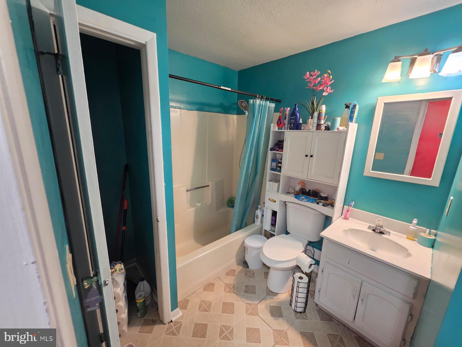 PINEBROOK TOWNHOMES - Residential