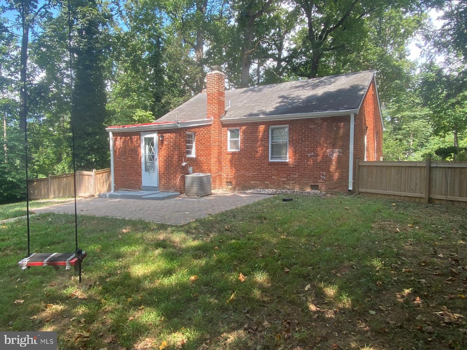 WESTHAMPTON - Residential Lease