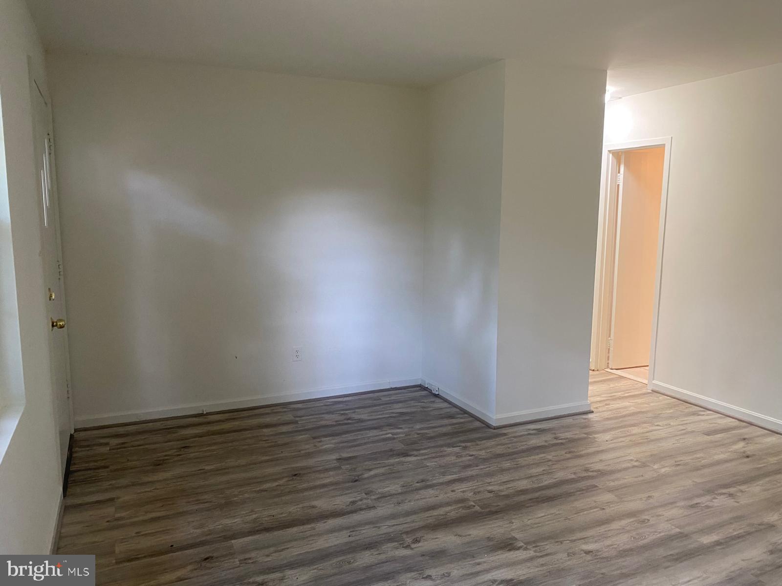 WESTHAMPTON - Residential Lease