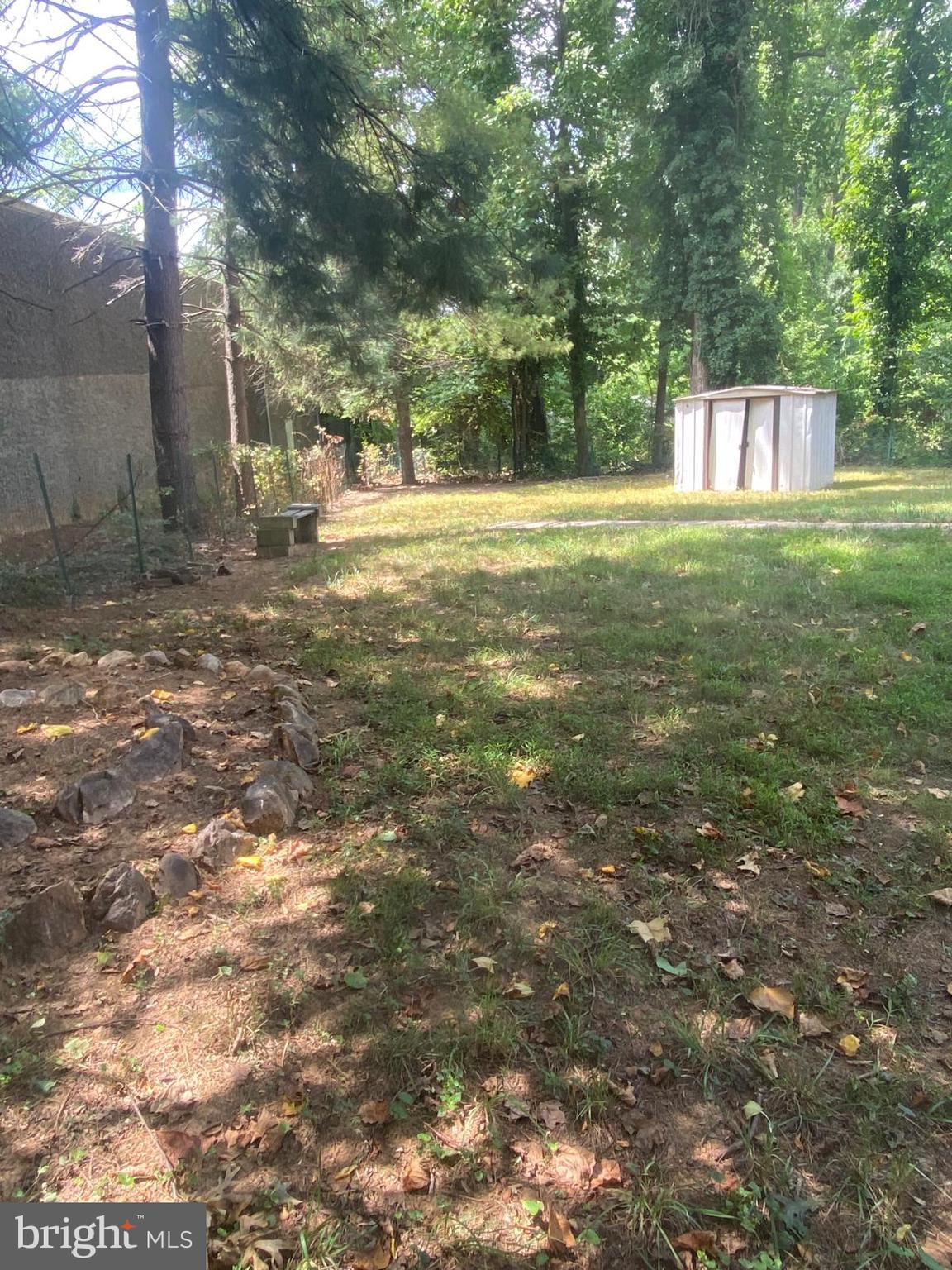 WESTHAMPTON - Residential Lease