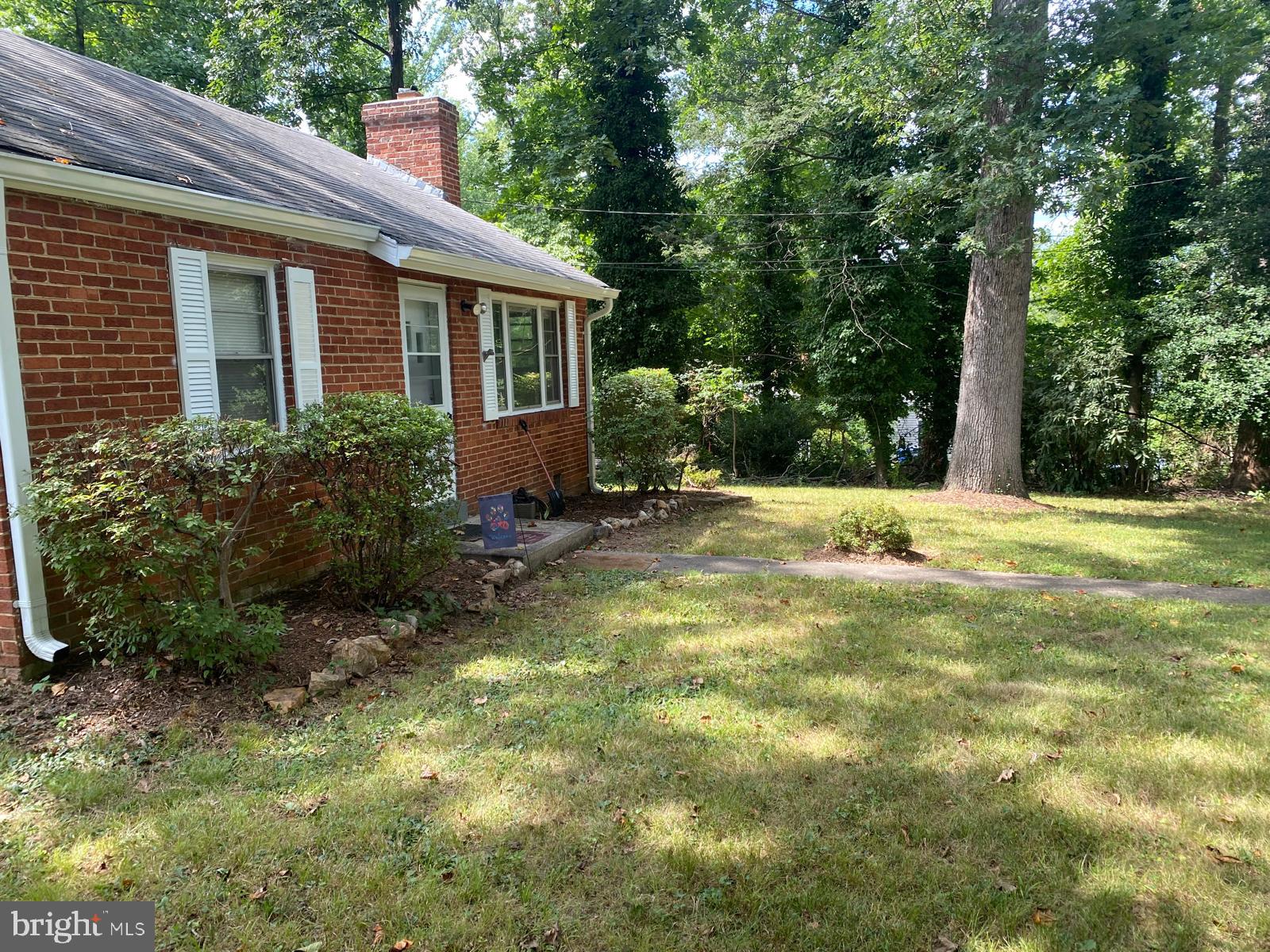 WESTHAMPTON - Residential Lease