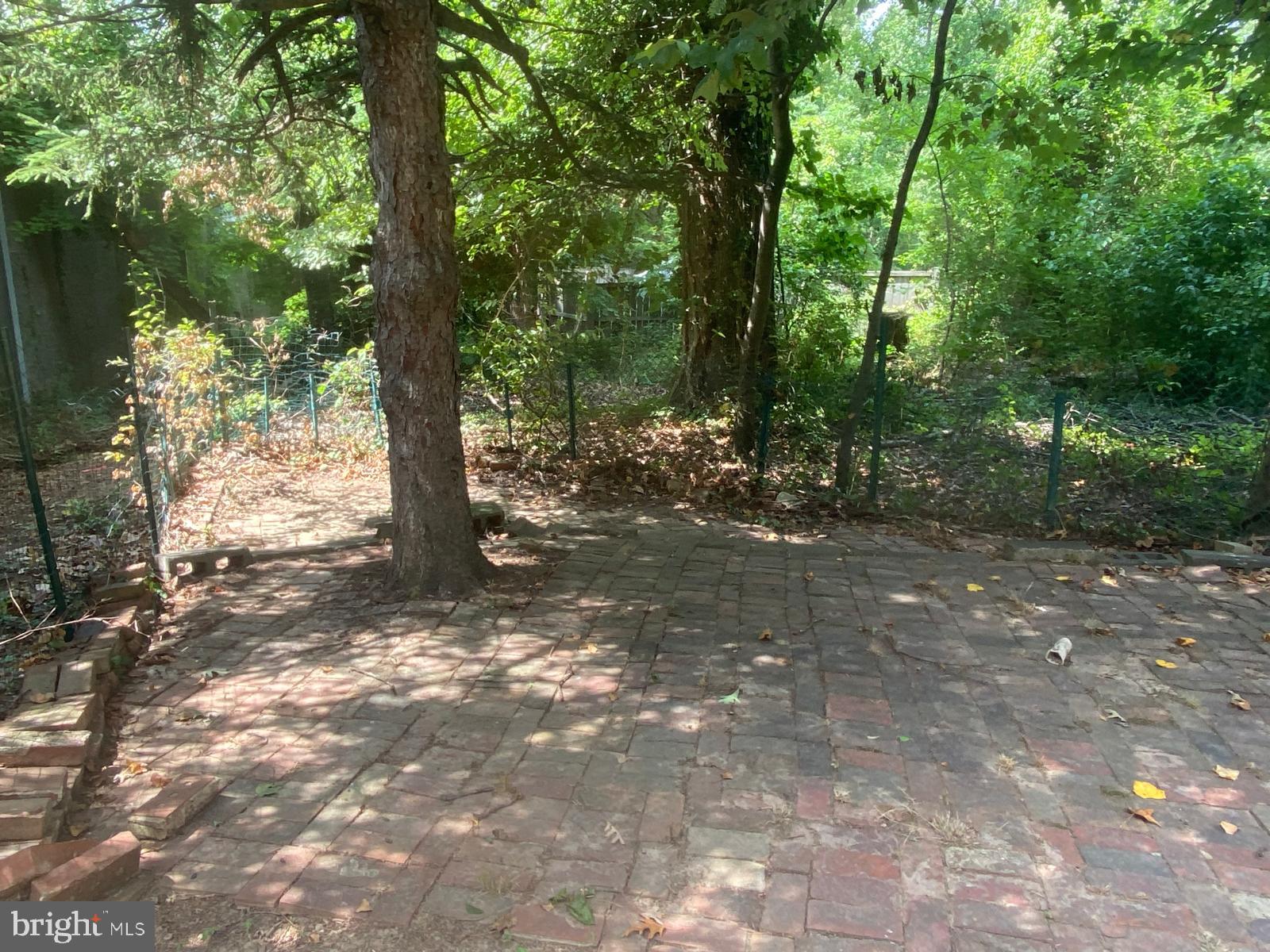 WESTHAMPTON - Residential Lease